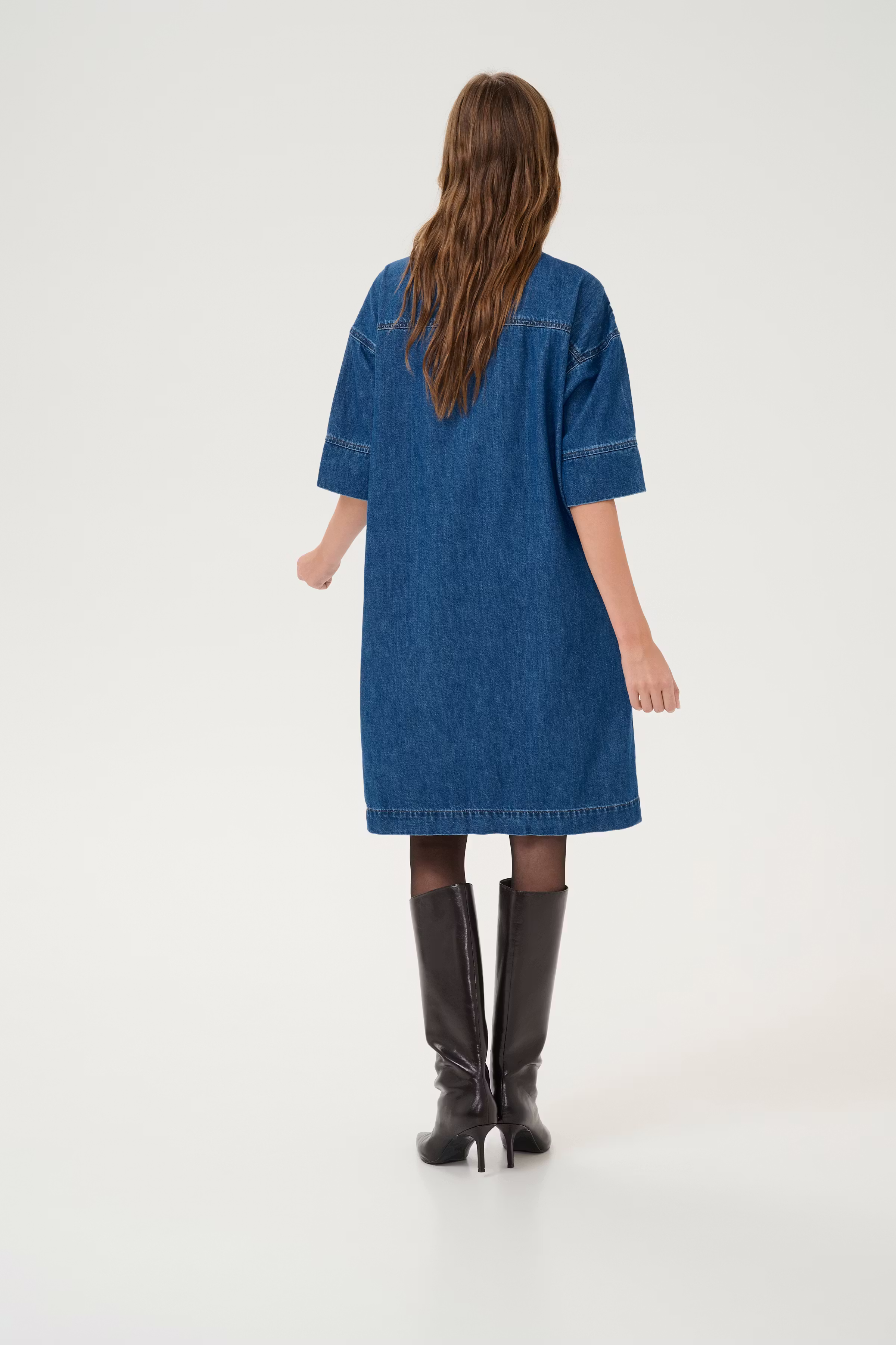 HilmaMW Jurk LOOKBOOK FRONT 10705097-100053