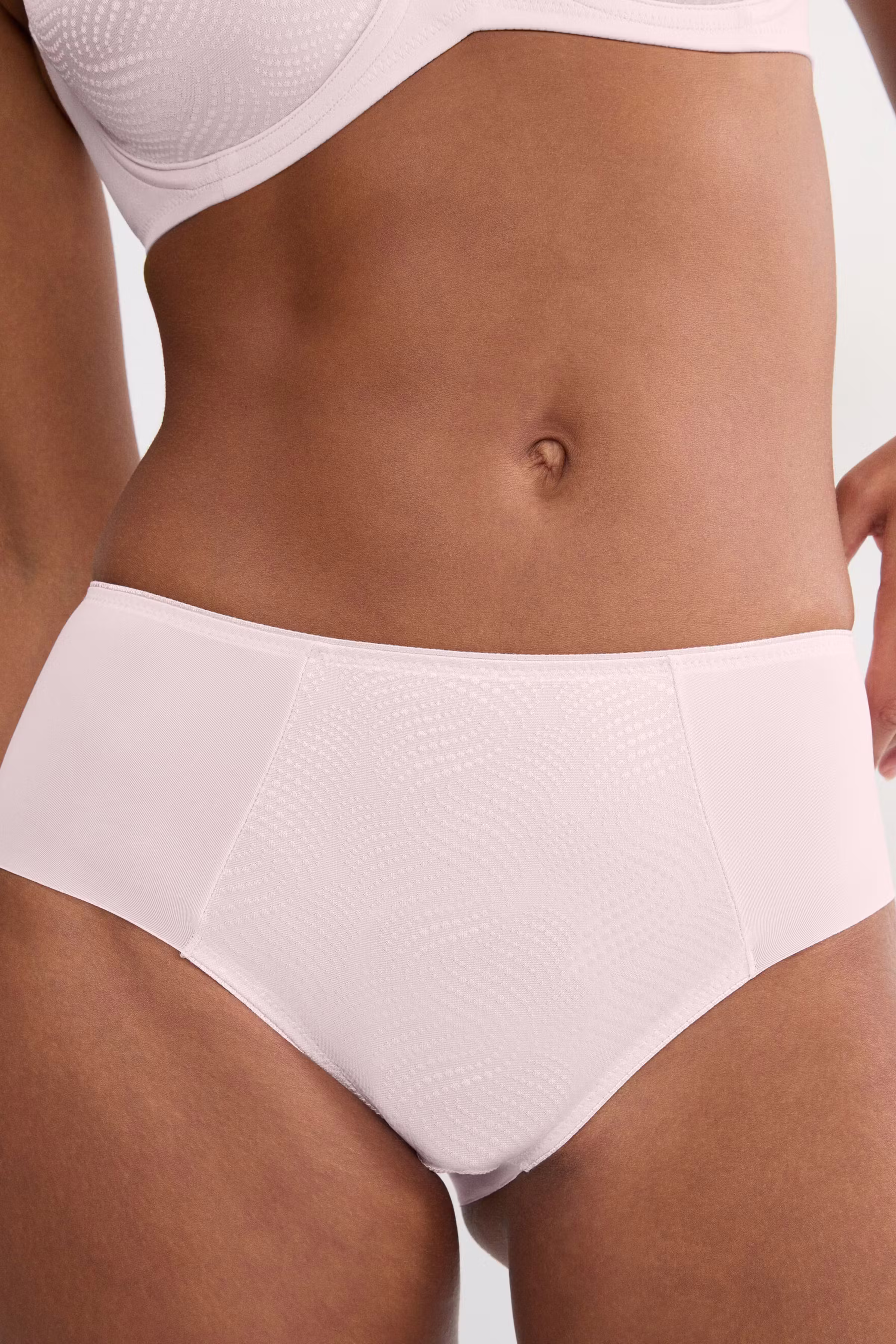 EssentialMinimizer Panties LOOKBOOK FRONT 40500277-T00YV