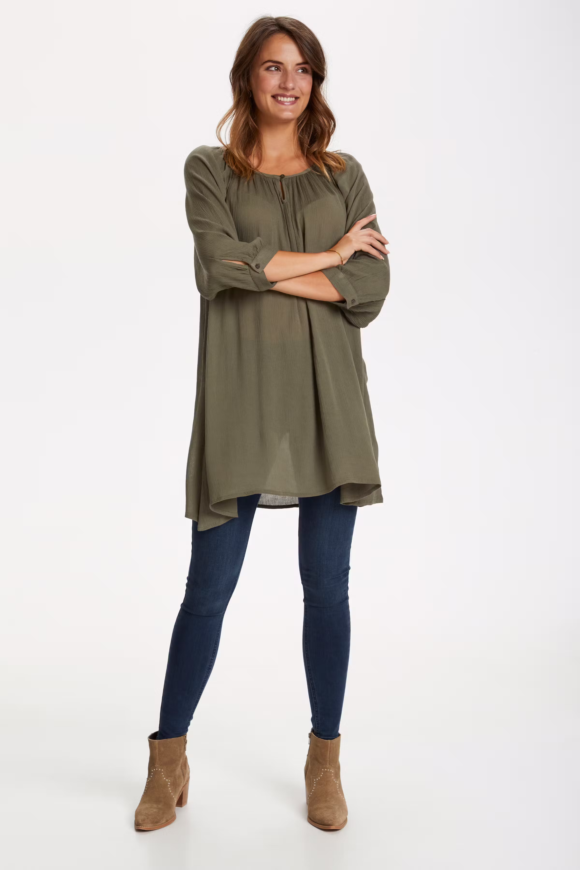 Amber Tunika LOOKBOOK FRONT 501030-190511