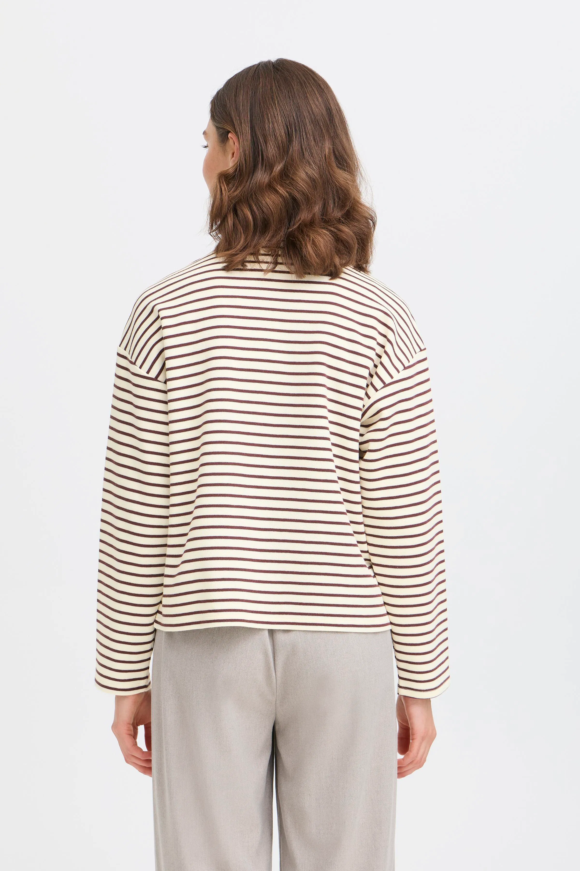 FRKERRA Pullover LOOKBOOK BACK 20617256-900003850