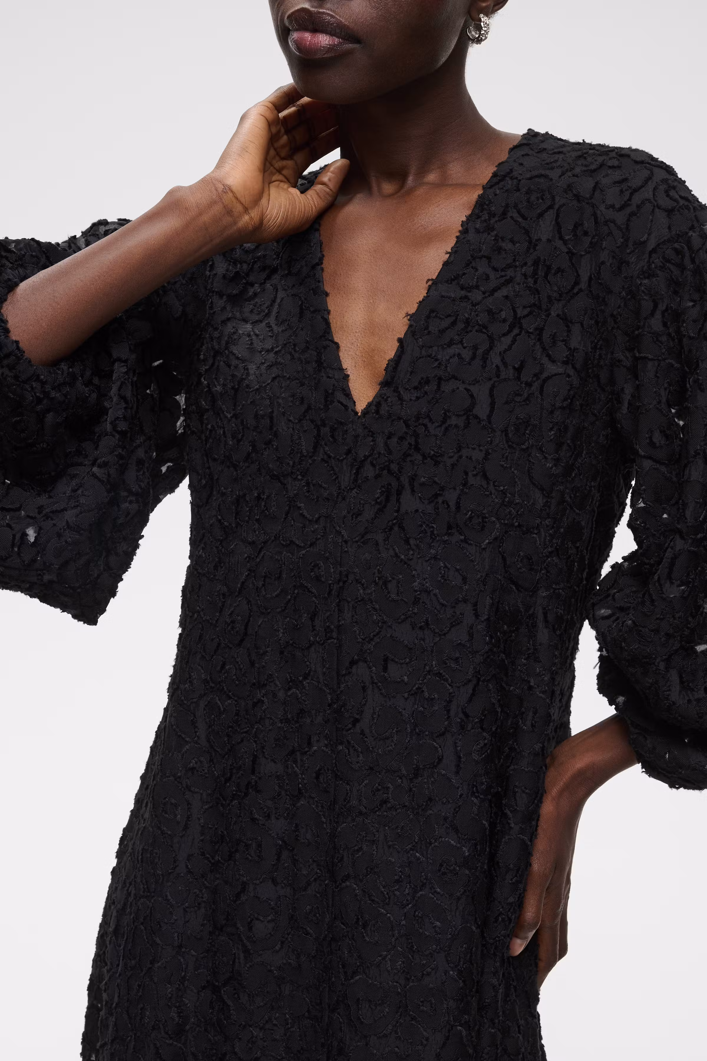 OMEGAIW Kleid LOOKBOOK DETAIL 30113025-194008