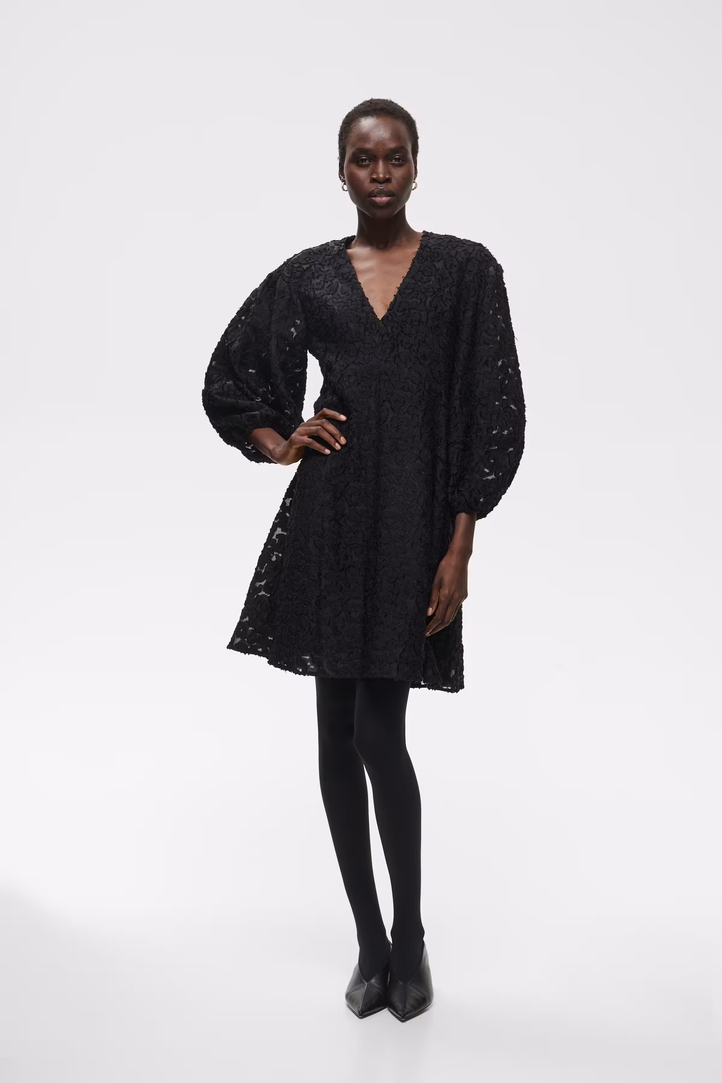 OMEGAIW Kleid LOOKBOOK FRONT 30113025-194008