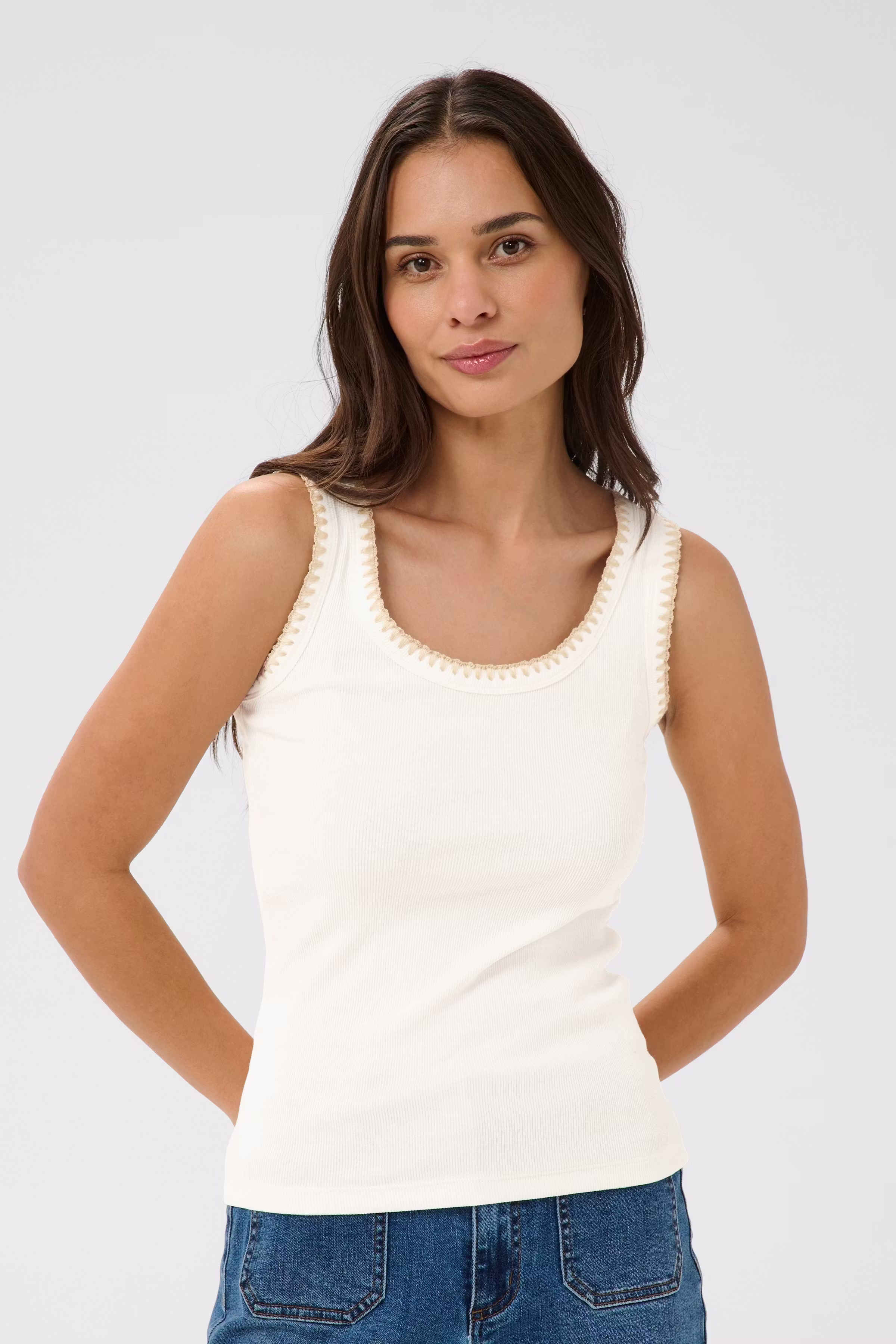 KAcarna Top LOOKBOOK FRONT 10511700-110602