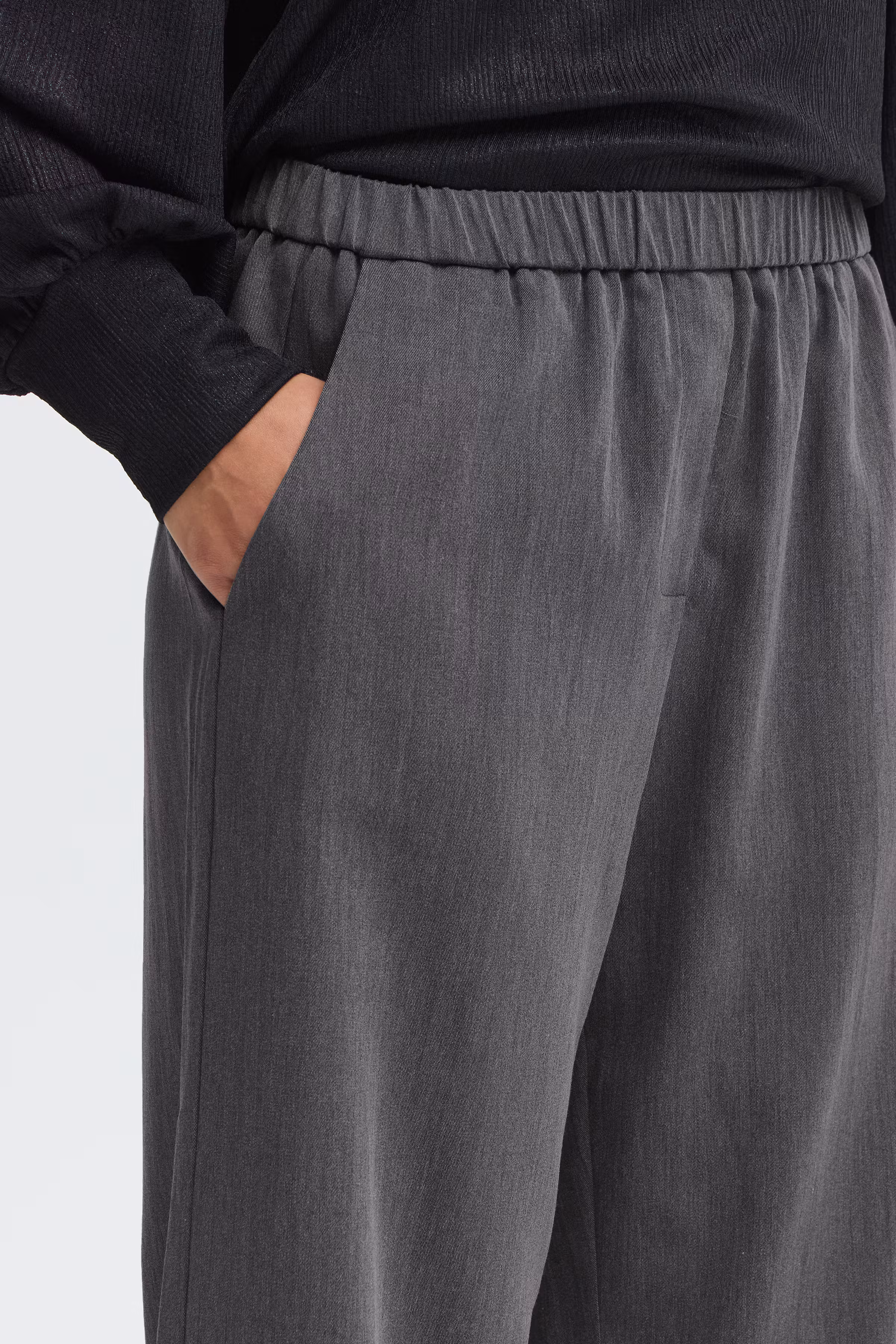 FRKAMARA Trousers LOOKBOOK DETAIL 20619383-1806011