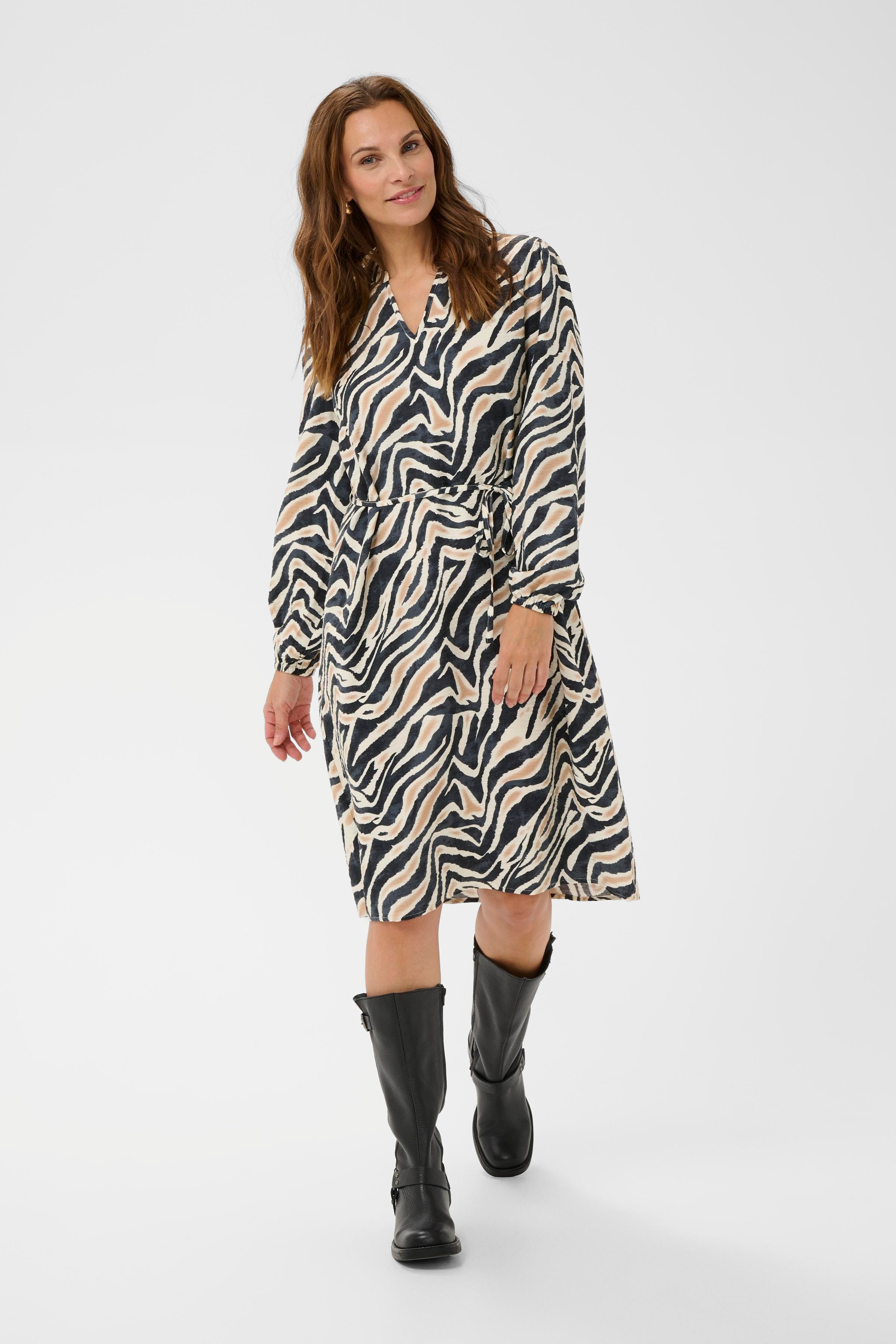 BPaurea Kleid LOOKBOOK FRONT 40200099-109142