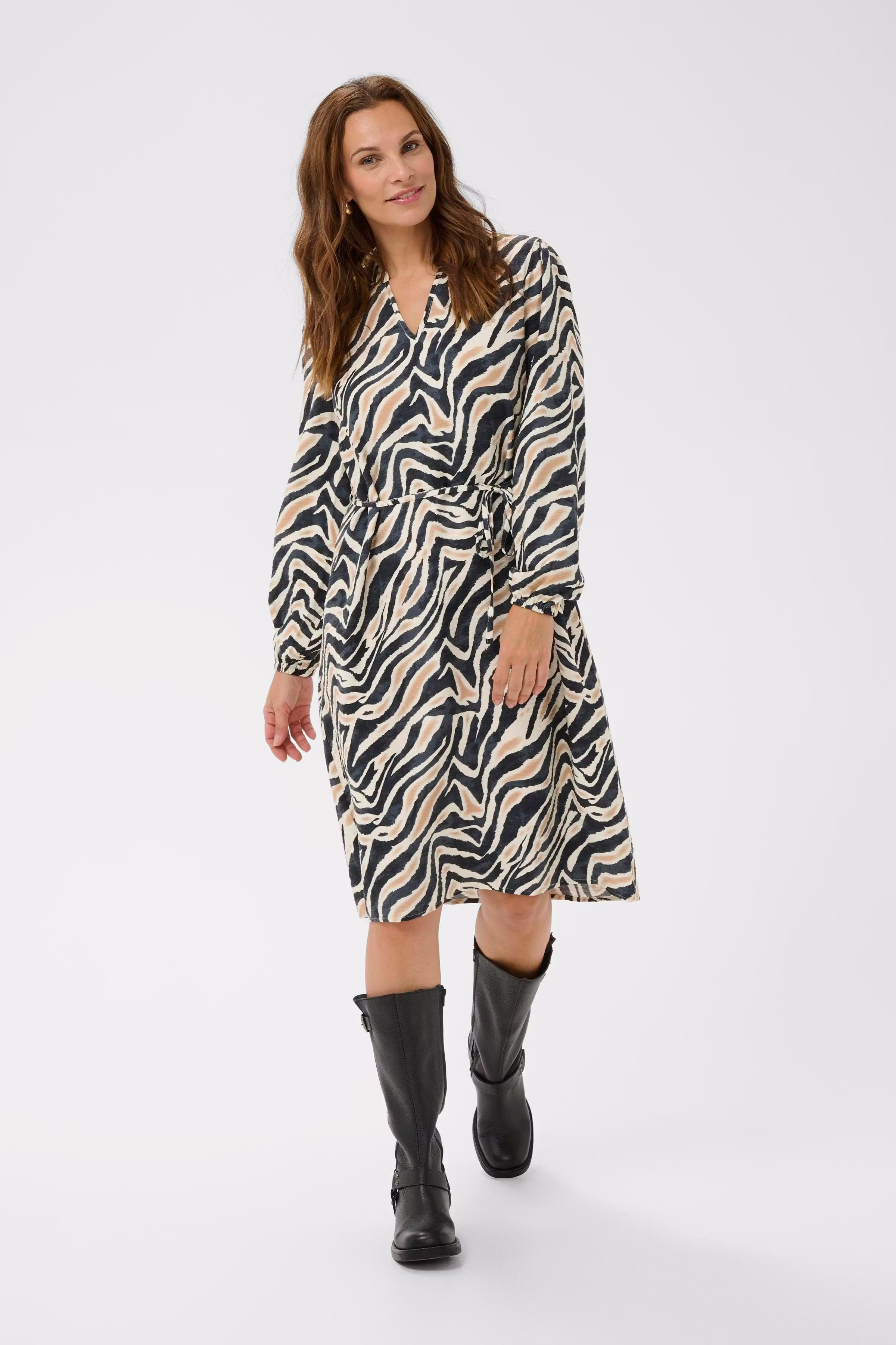 BPaurea Jurk LOOKBOOK FRONT 40200099-109142