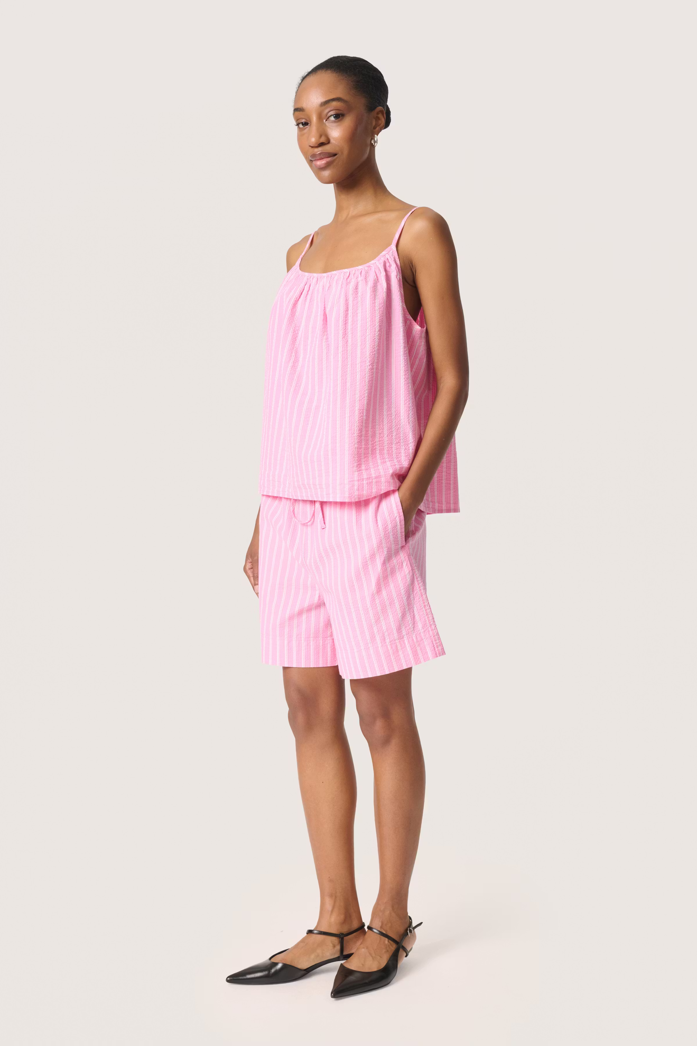 SLAnvitte Top LOOKBOOK FRONT 30408474-304062