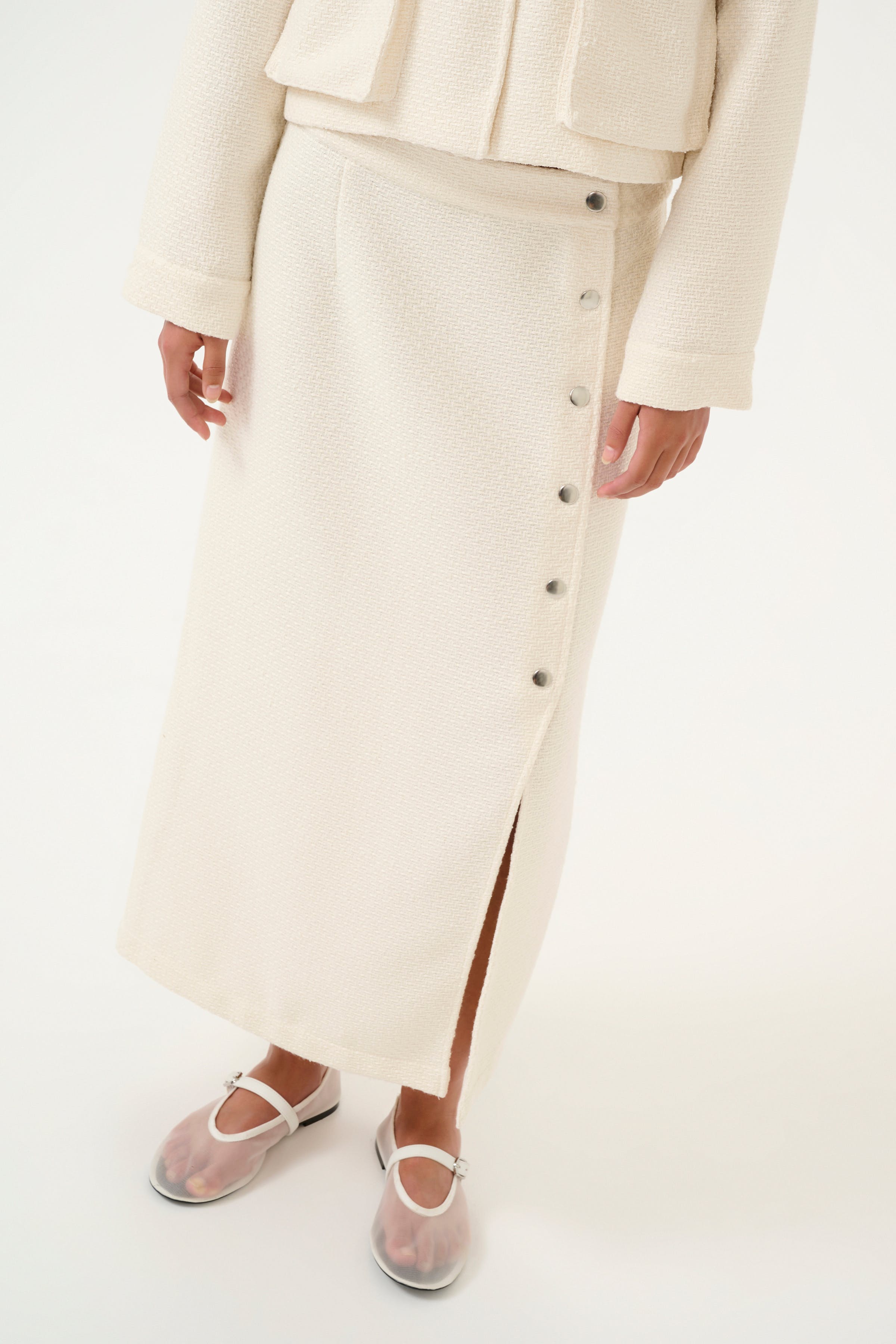 KBPepper Skirt LOOKBOOK FRONT 10105053-110103