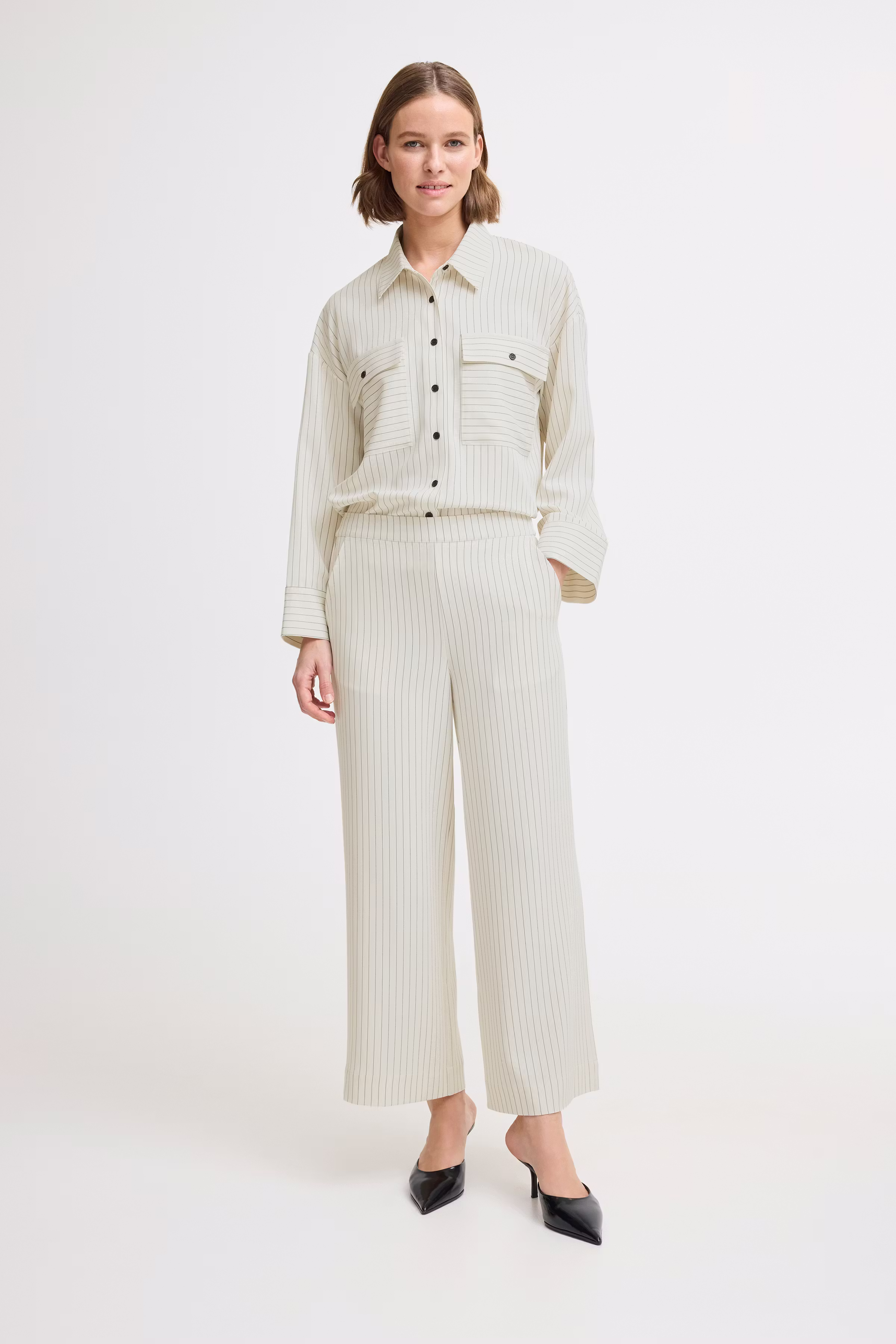 BYDANNIA Bukser LOOKBOOK FRONT 20816459-200779