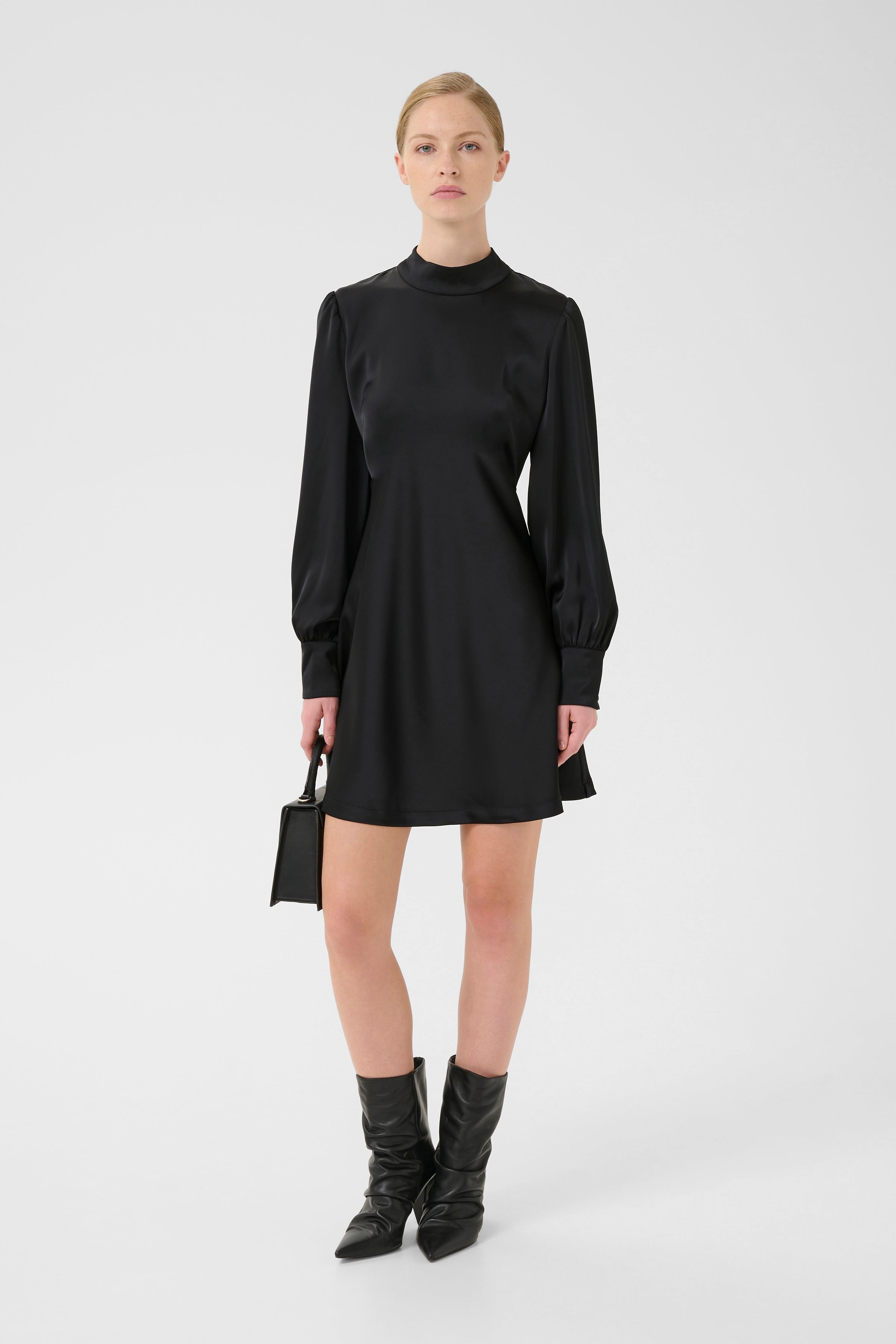 GZrue Dress LOOKBOOK FRONT 10910804-100017