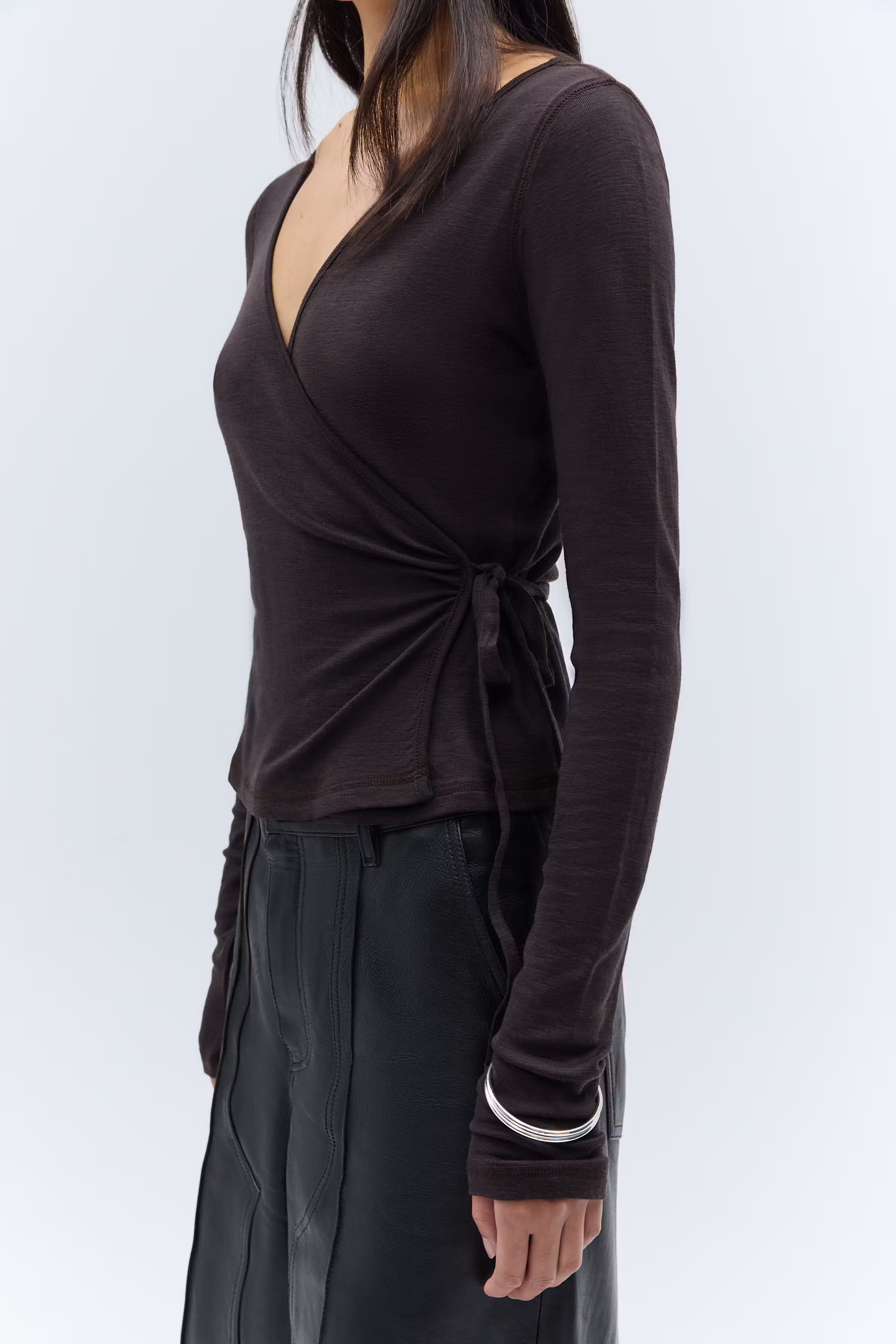 IOFINE WRAP TOP LOOKBOOK DETAIL 30600120-BR291