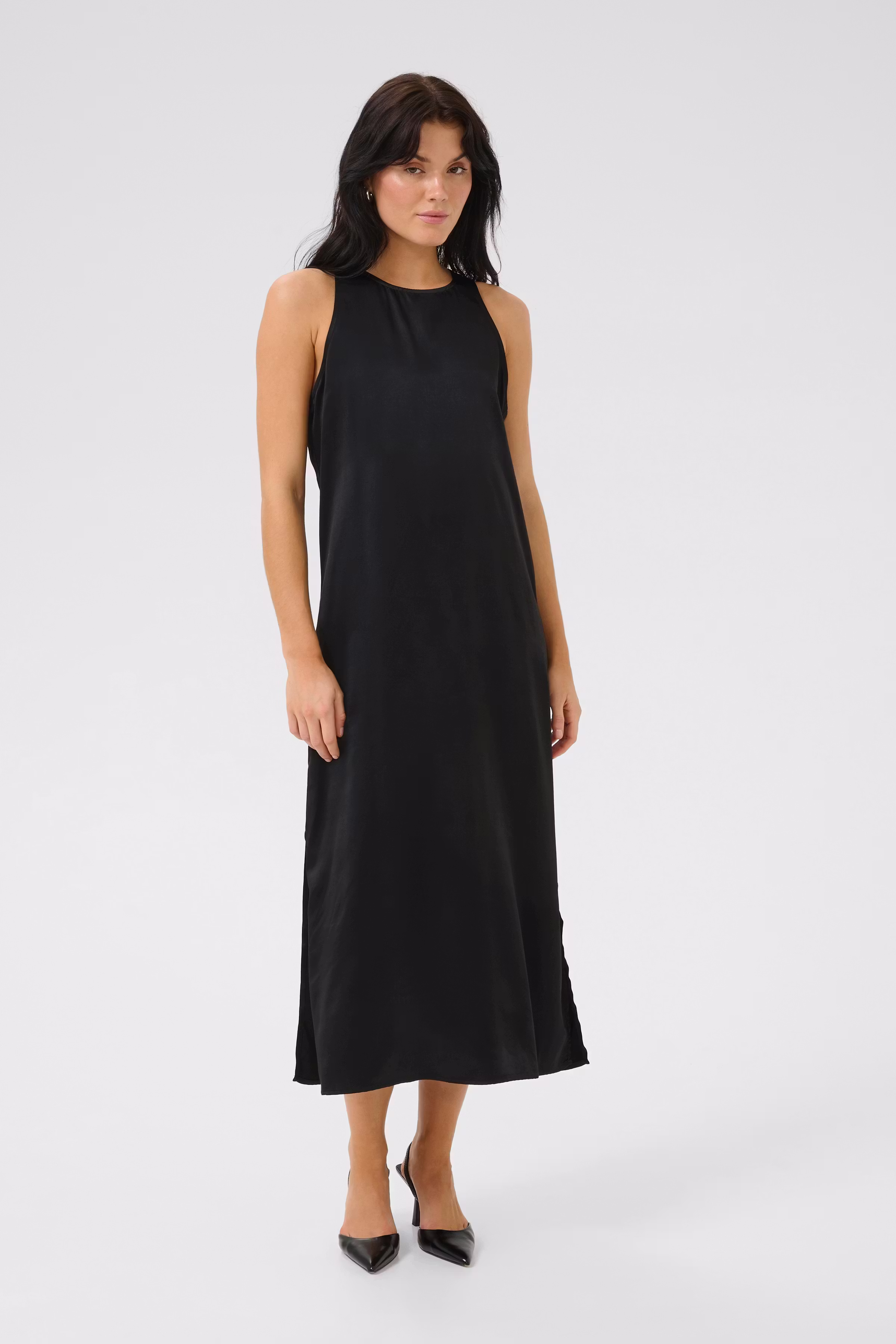 EstelleMW Dress LOOKBOOK FRONT 10705146-100031