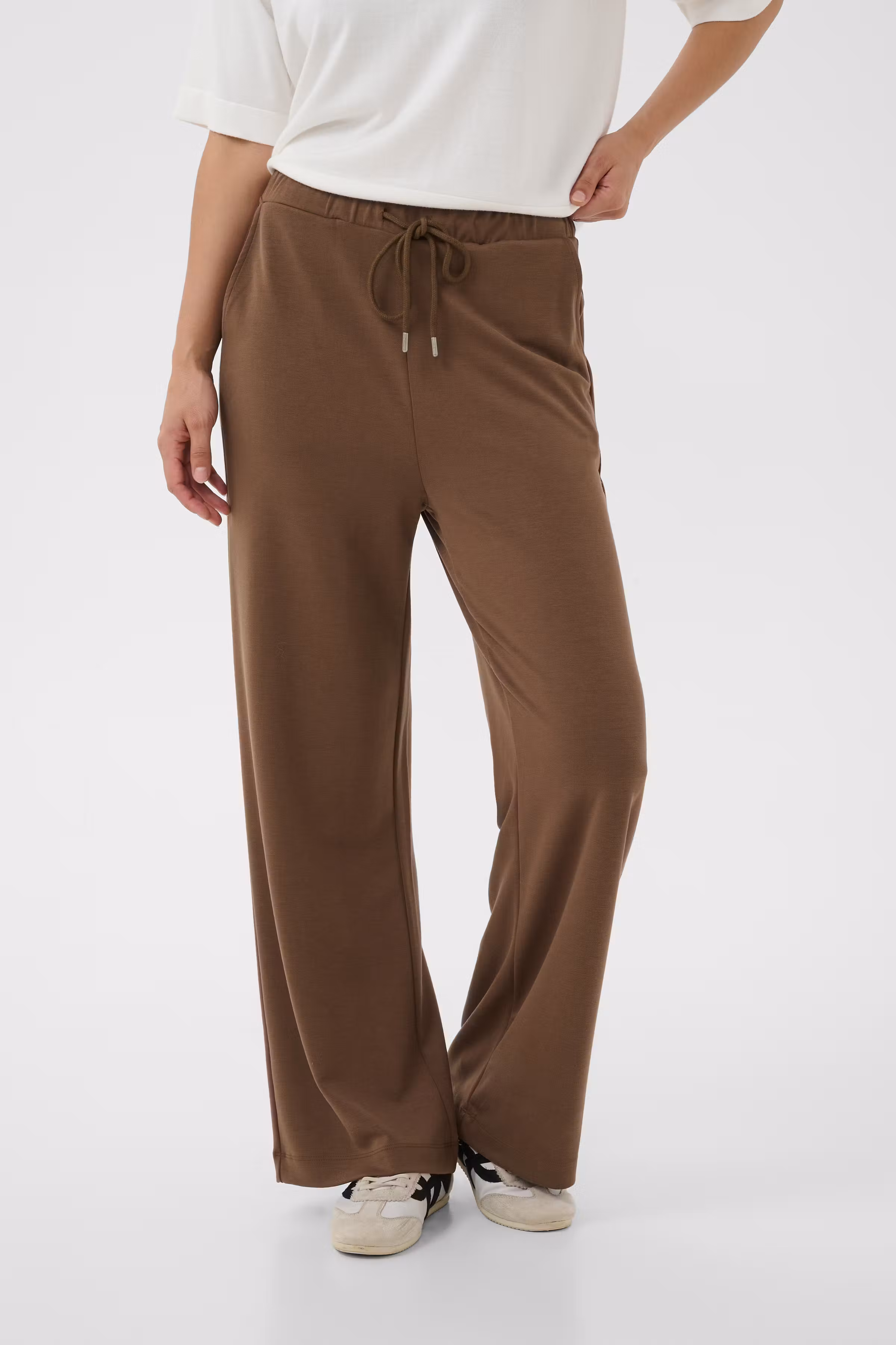 KAannie Trousers LOOKBOOK FRONT 10512245-191116