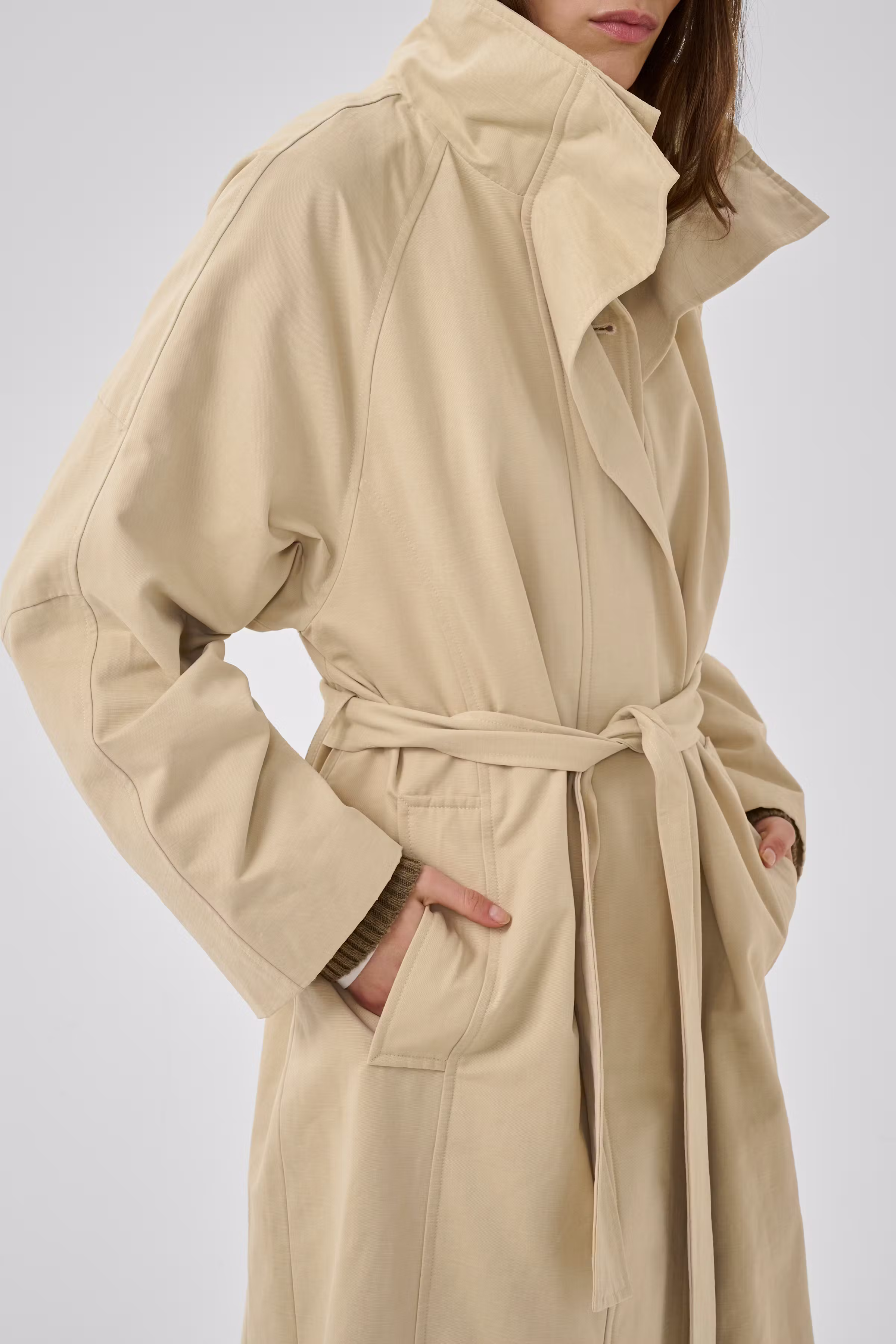 MWLyon Mantel LOOKBOOK DETAIL 10705417-131105
