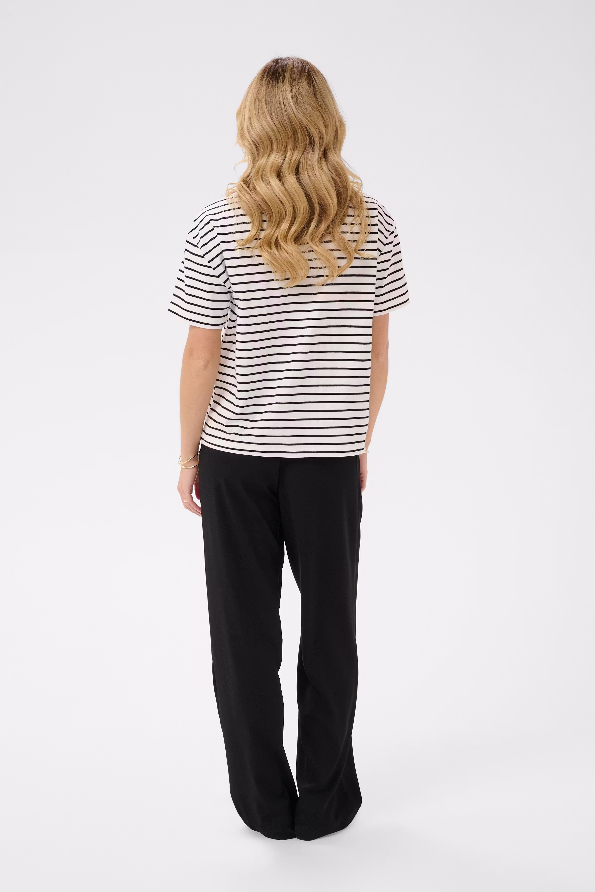 LCAva T-shirt LOOKBOOK BACK 10651163-1000224