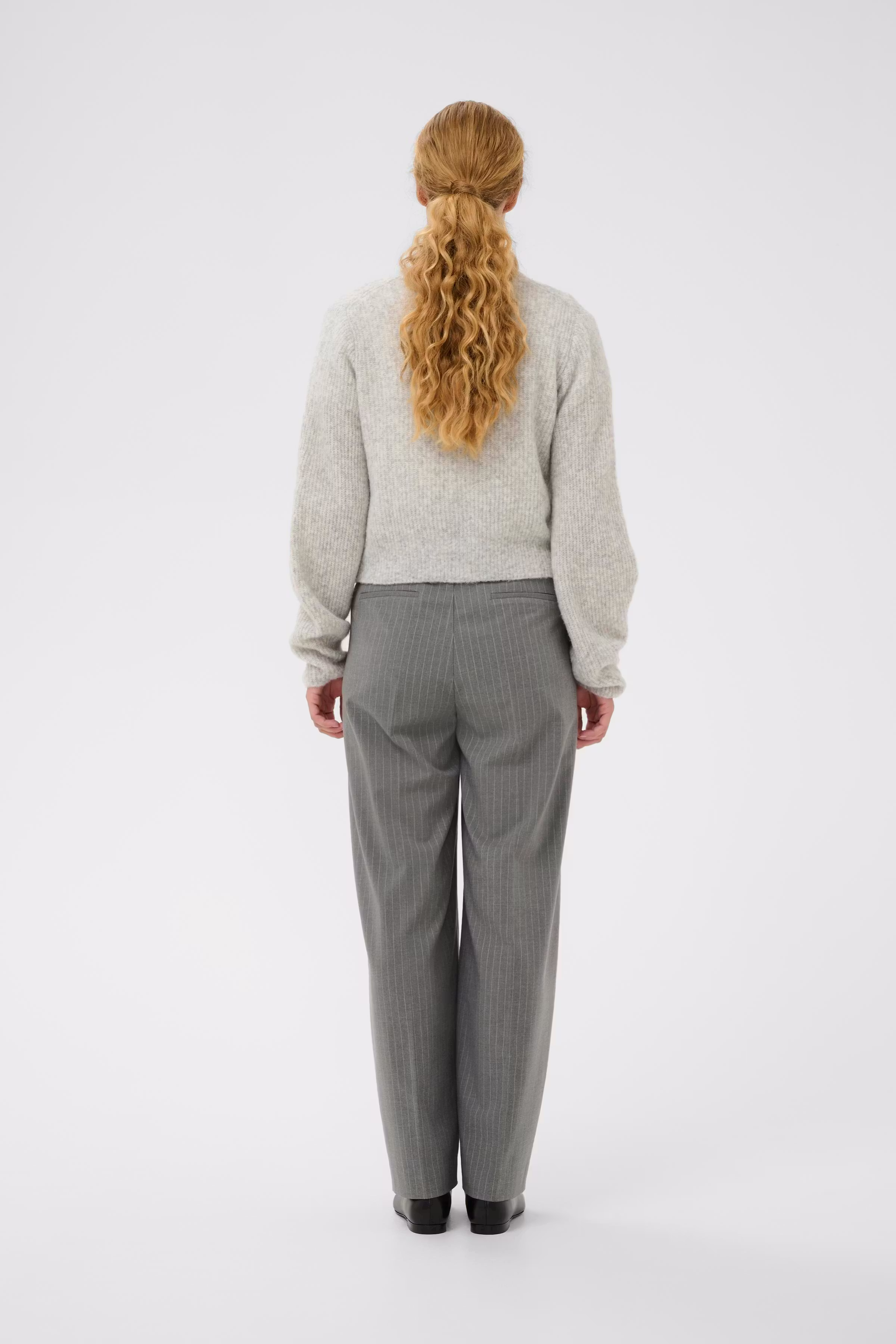 NIASIW Cardigan LOOKBOOK BACK 30112297-300285