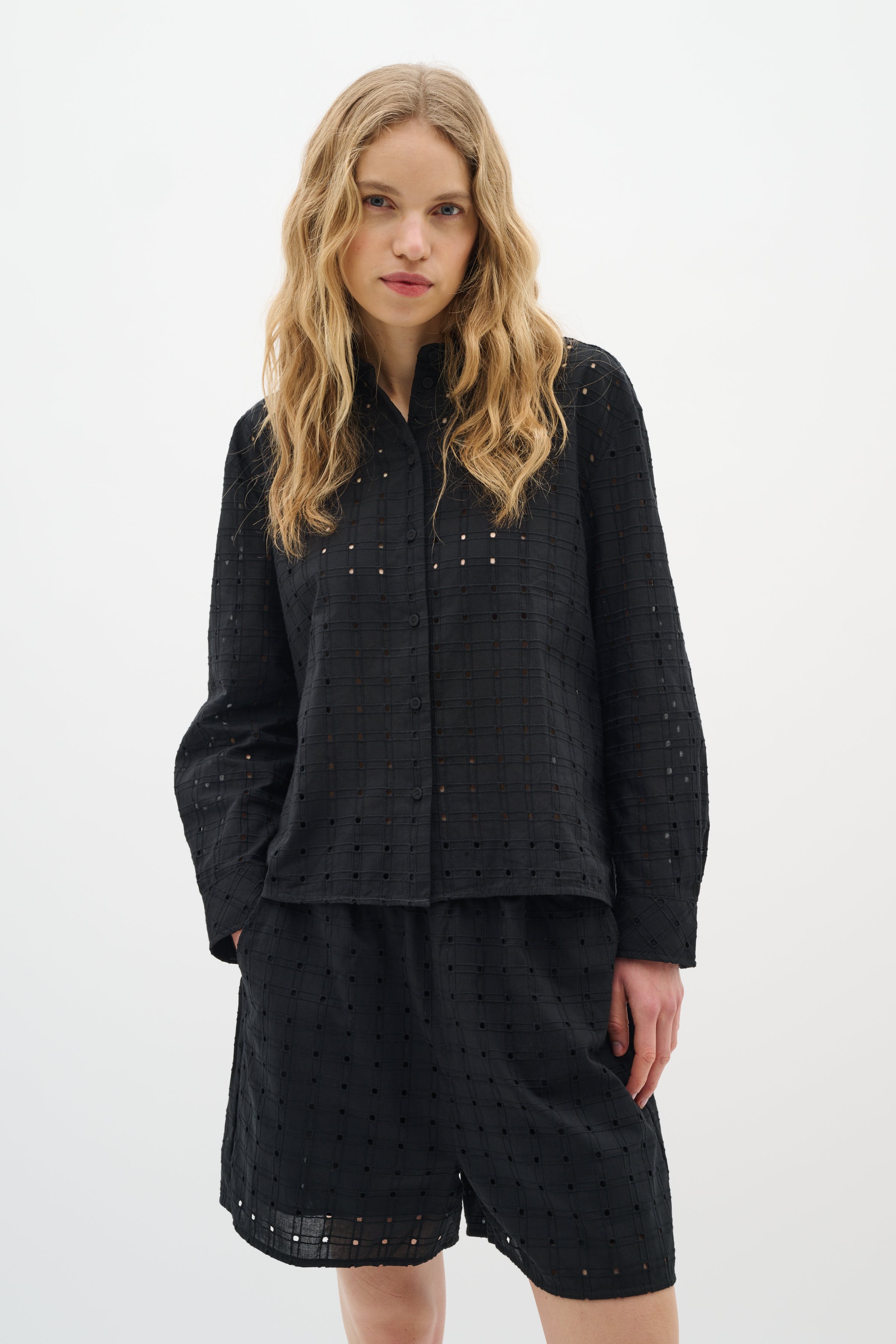 DagmaIW Shorts LOOKBOOK FRONT 30110770-194008