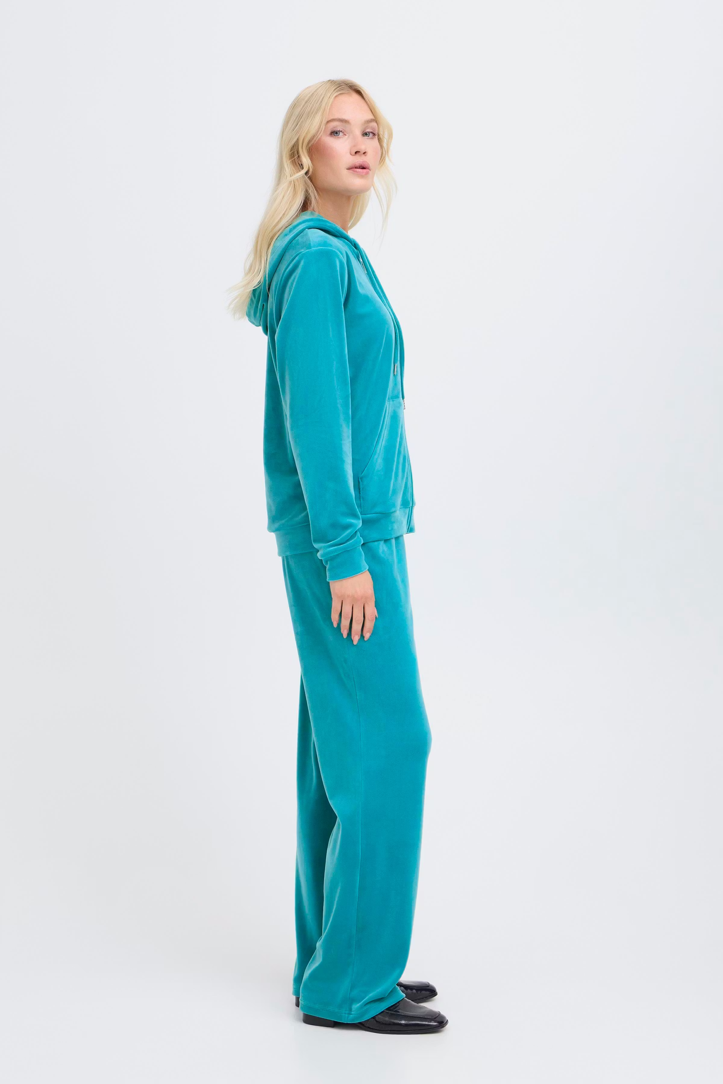 BYMITZA Joggedrakt LOOKBOOK FRONT 20810786-184630