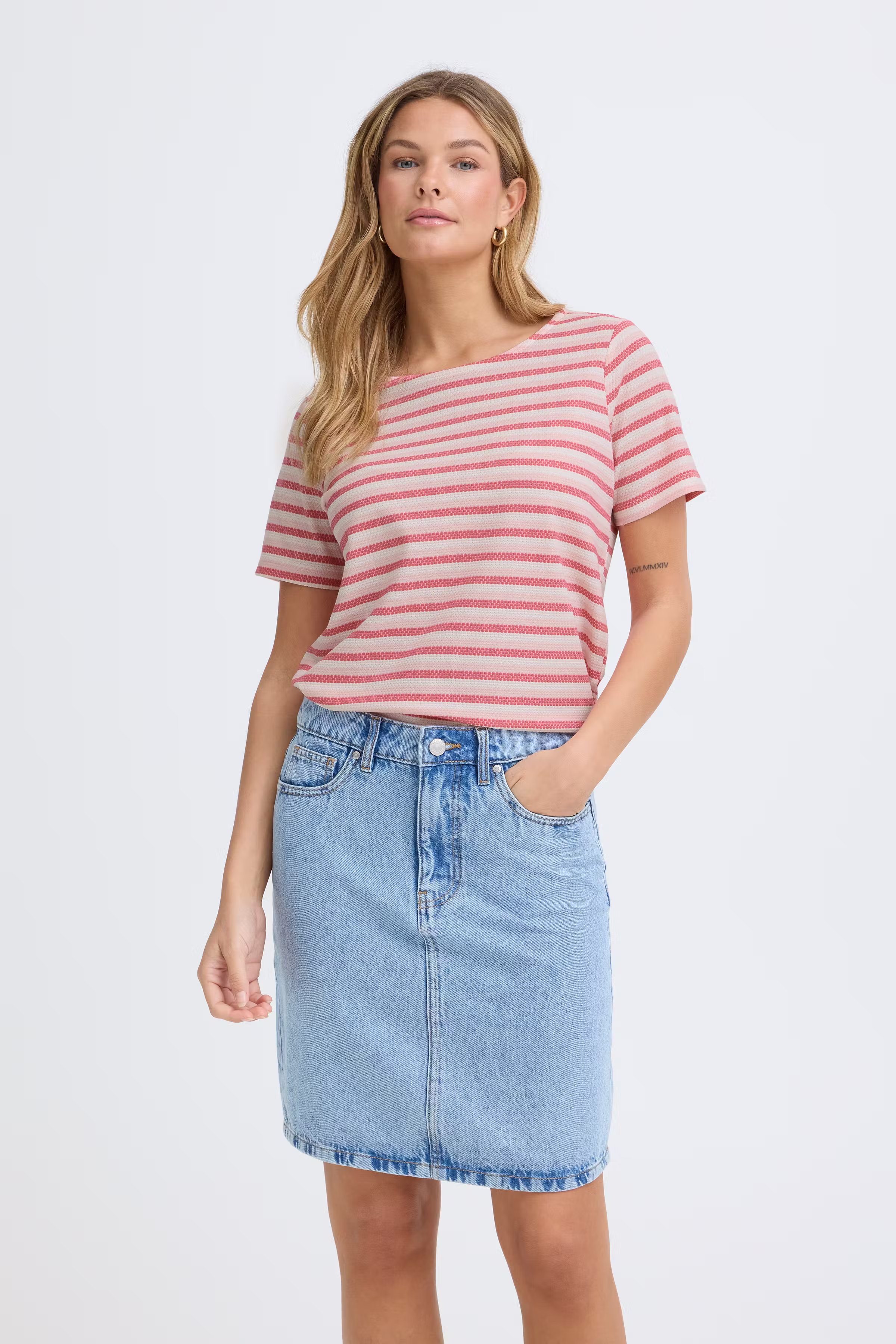 FRJOSIE T-shirt LOOKBOOK FRONT 20615550-900006203