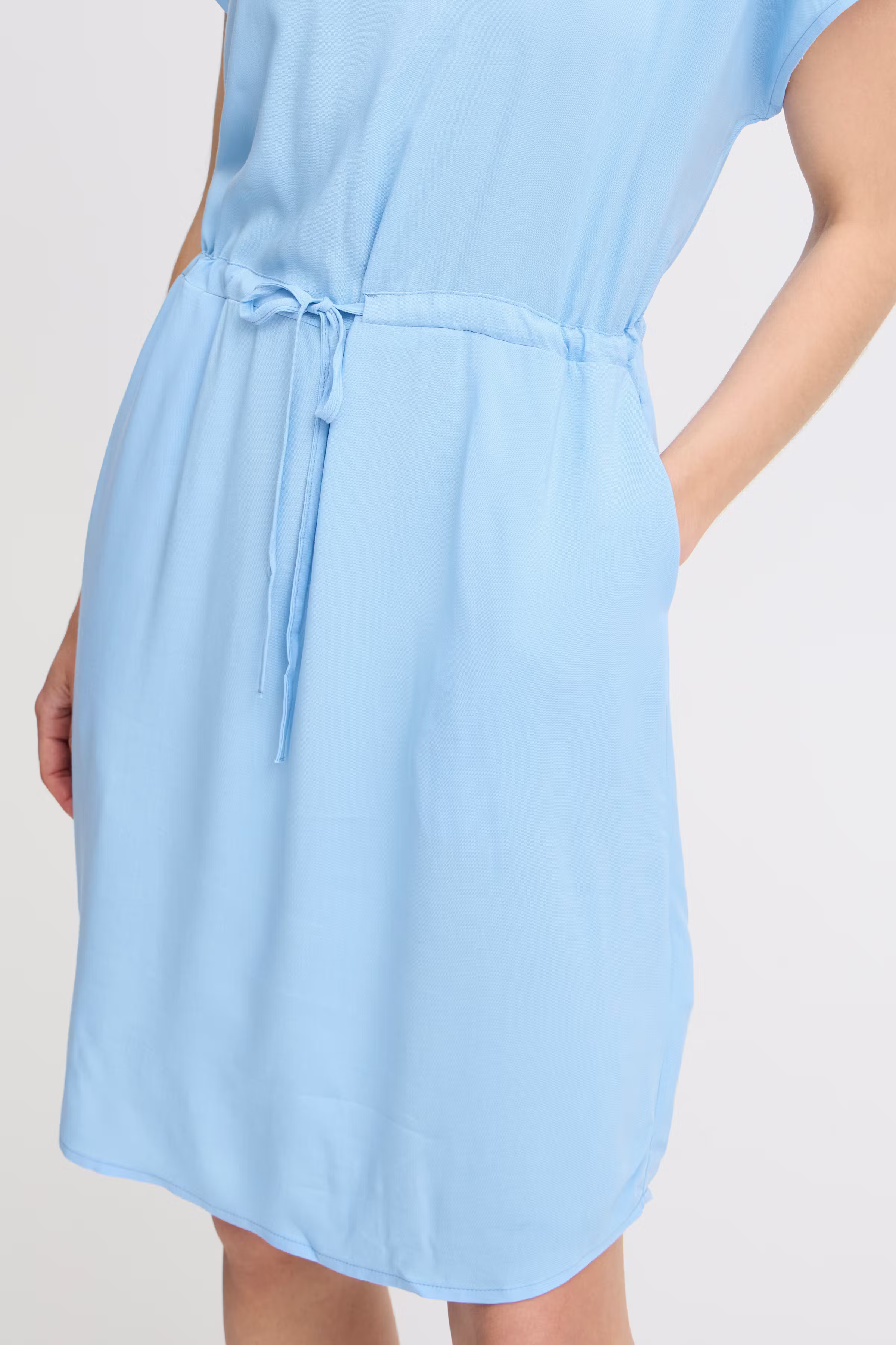 BYMMJOELLA Kjole LOOKBOOK DETAIL 20811226-164132