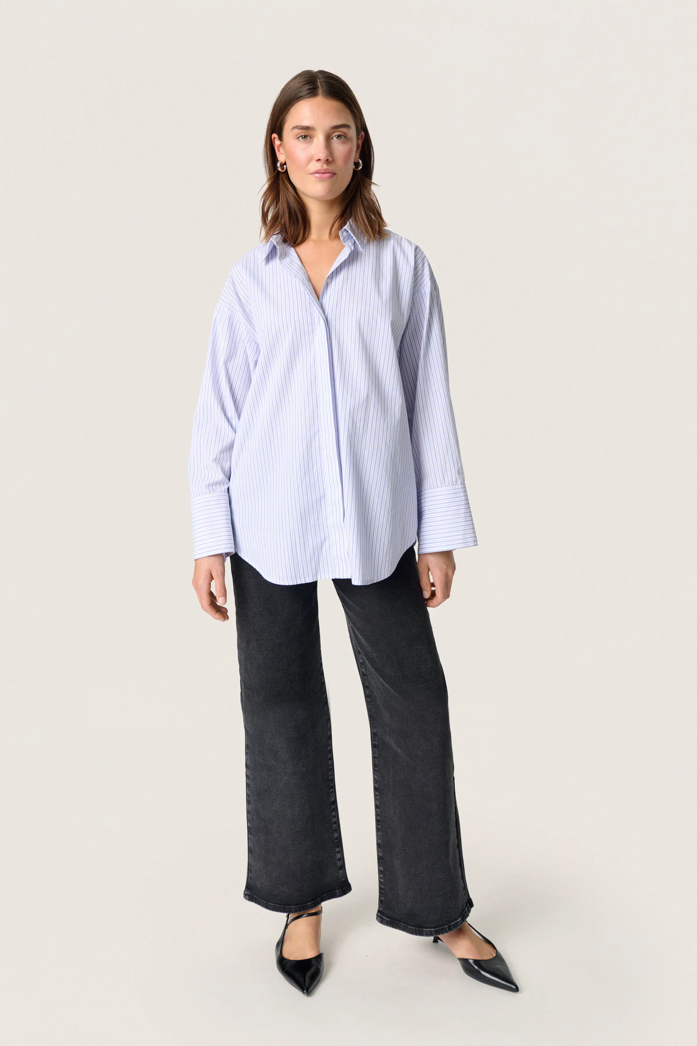SLOriana Overhemd LOOKBOOK FRONT 30407926-303358