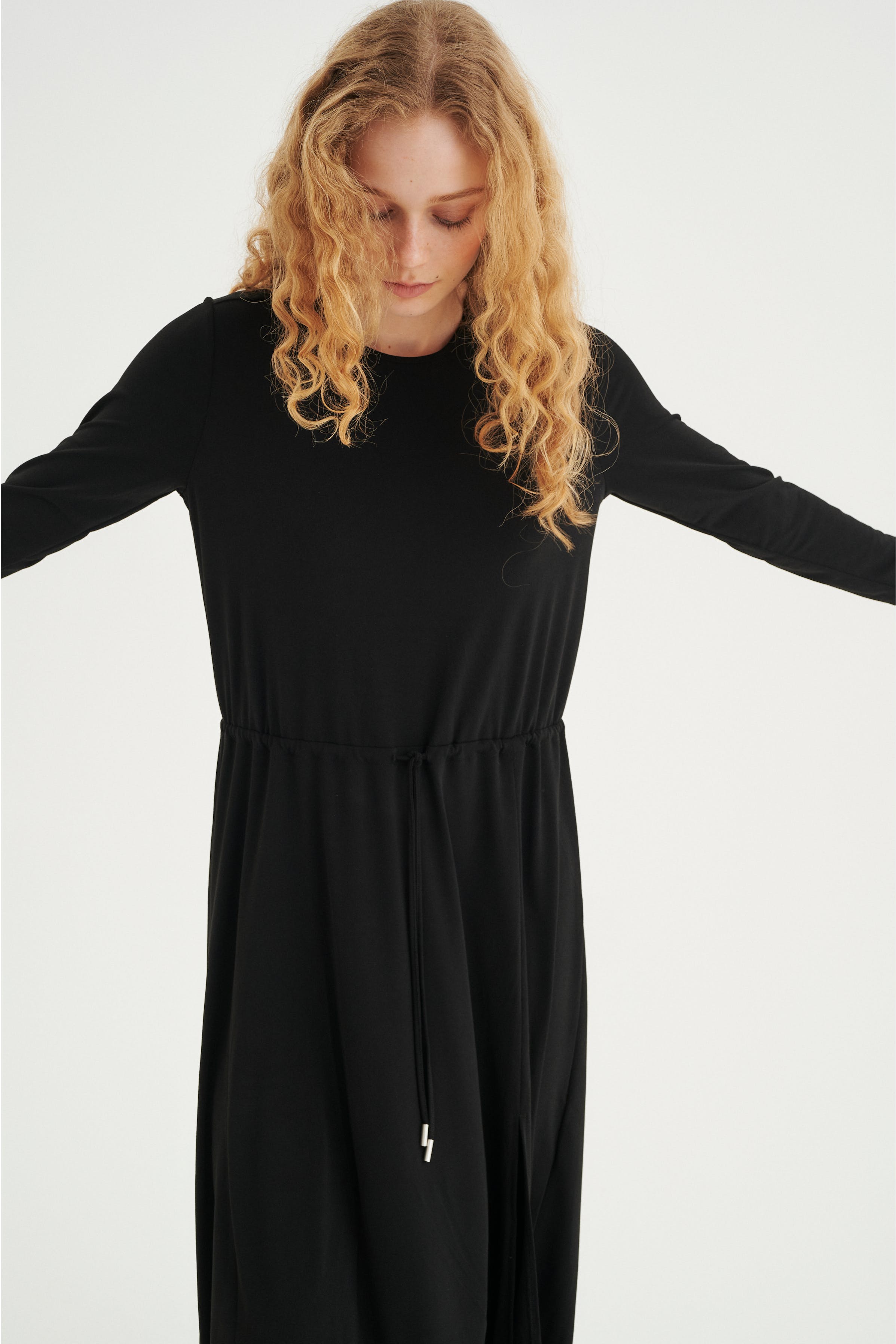 NabaIW Kleid LOOKBOOK DETAIL 30104960-10050