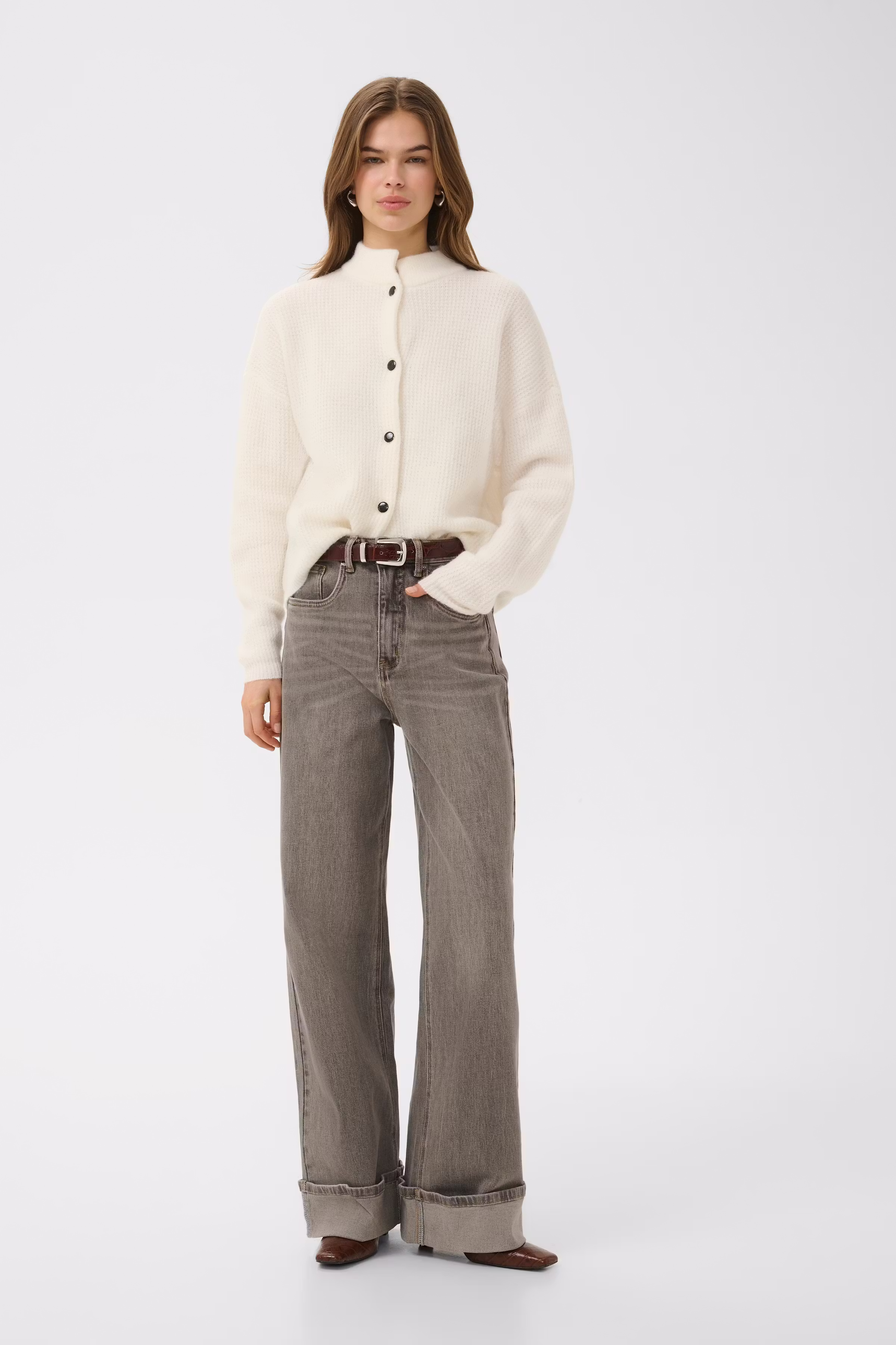 AlphaGZ Cardigan LOOKBOOK FRONT 10905931-102336