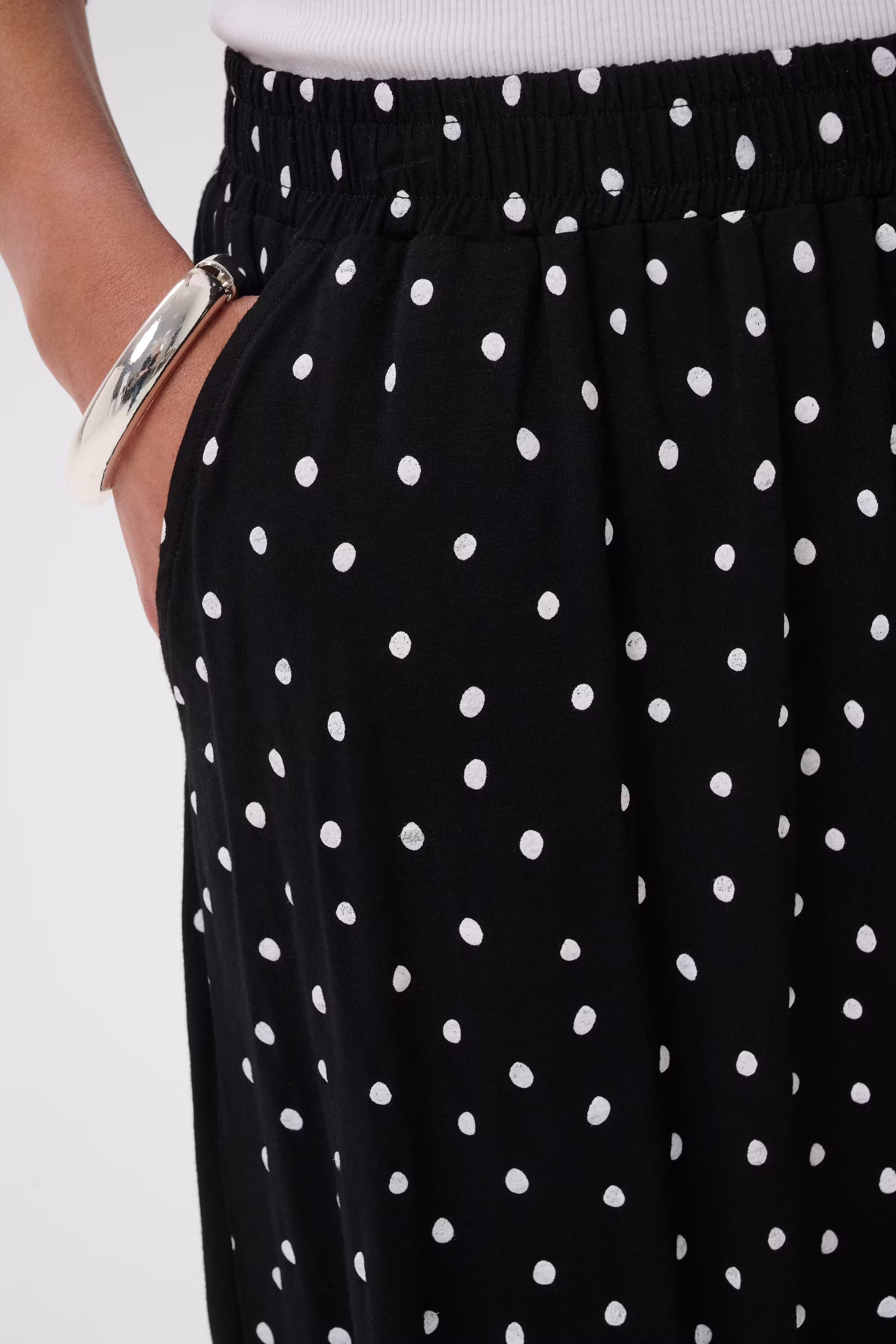 KAbella Kjol LOOKBOOK DETAIL 10511958-109672