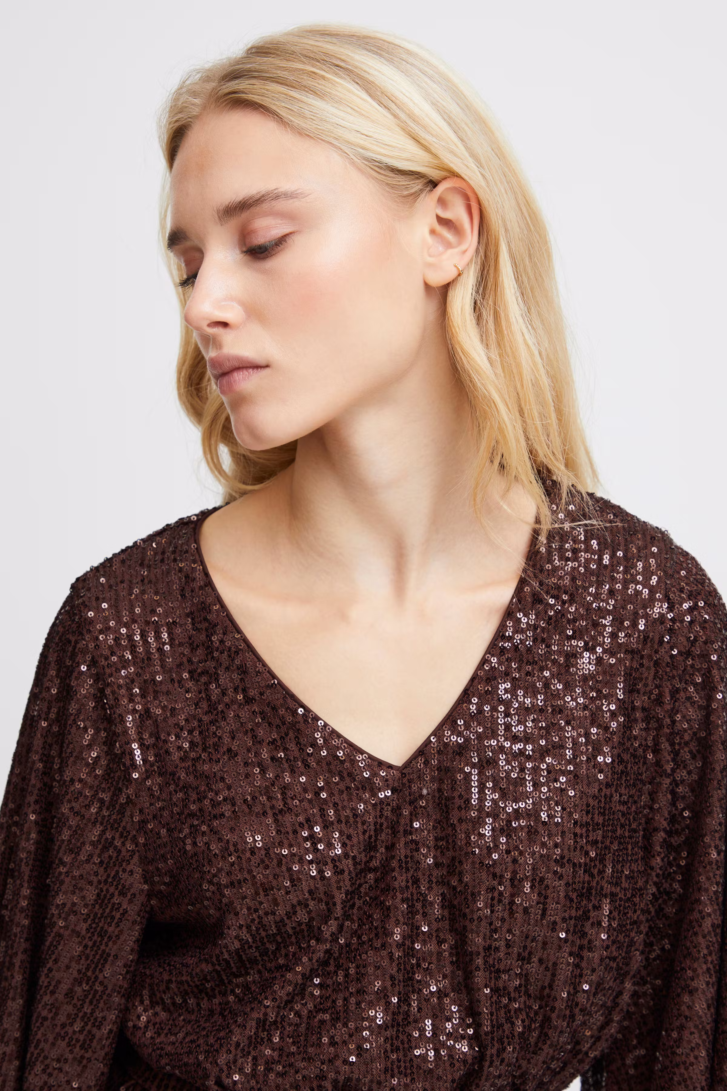 IHFAUCI Kjole LOOKBOOK DETAIL 20115434-190915