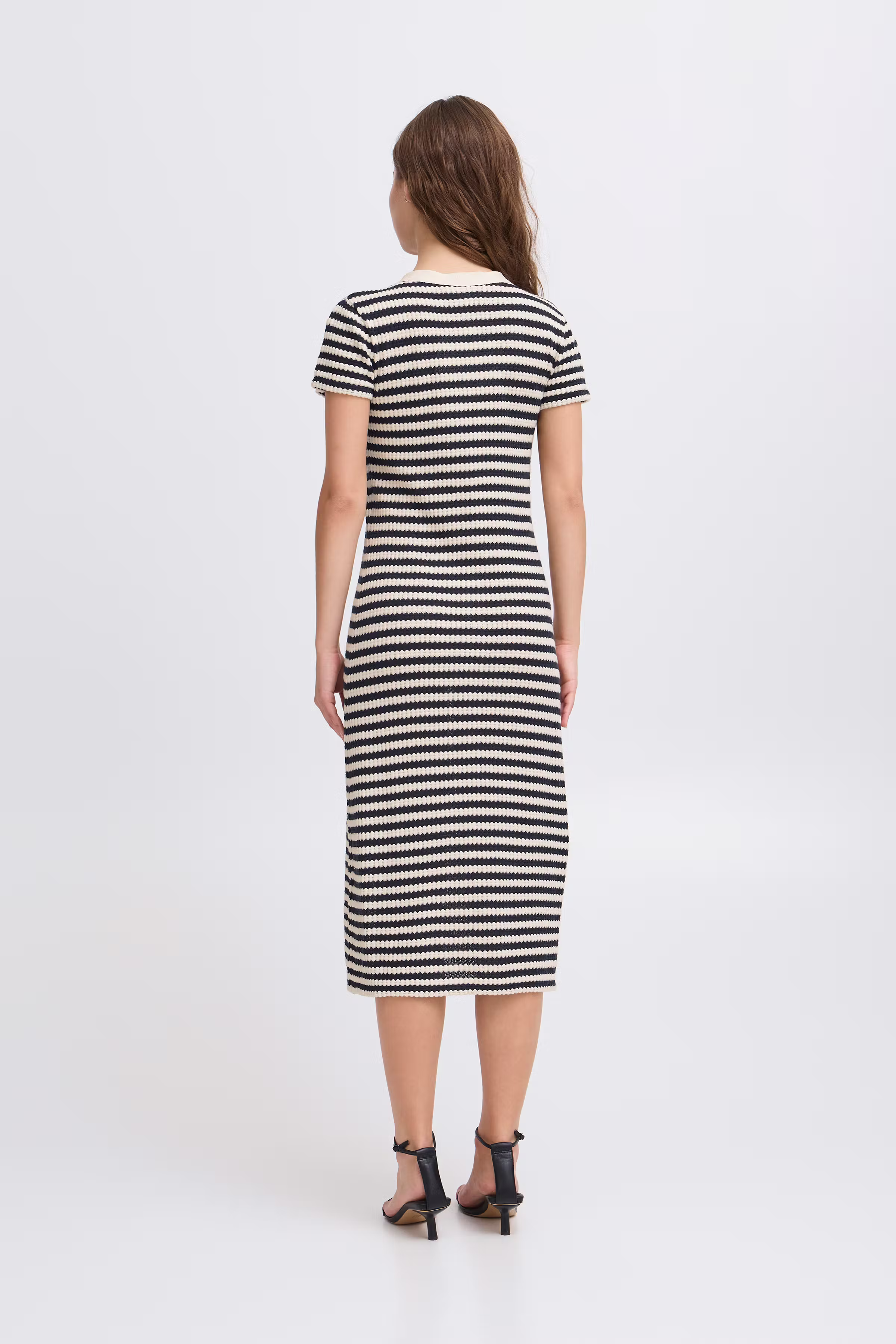 IHLORIANNA Kleid LOOKBOOK BACK 20123011-204487