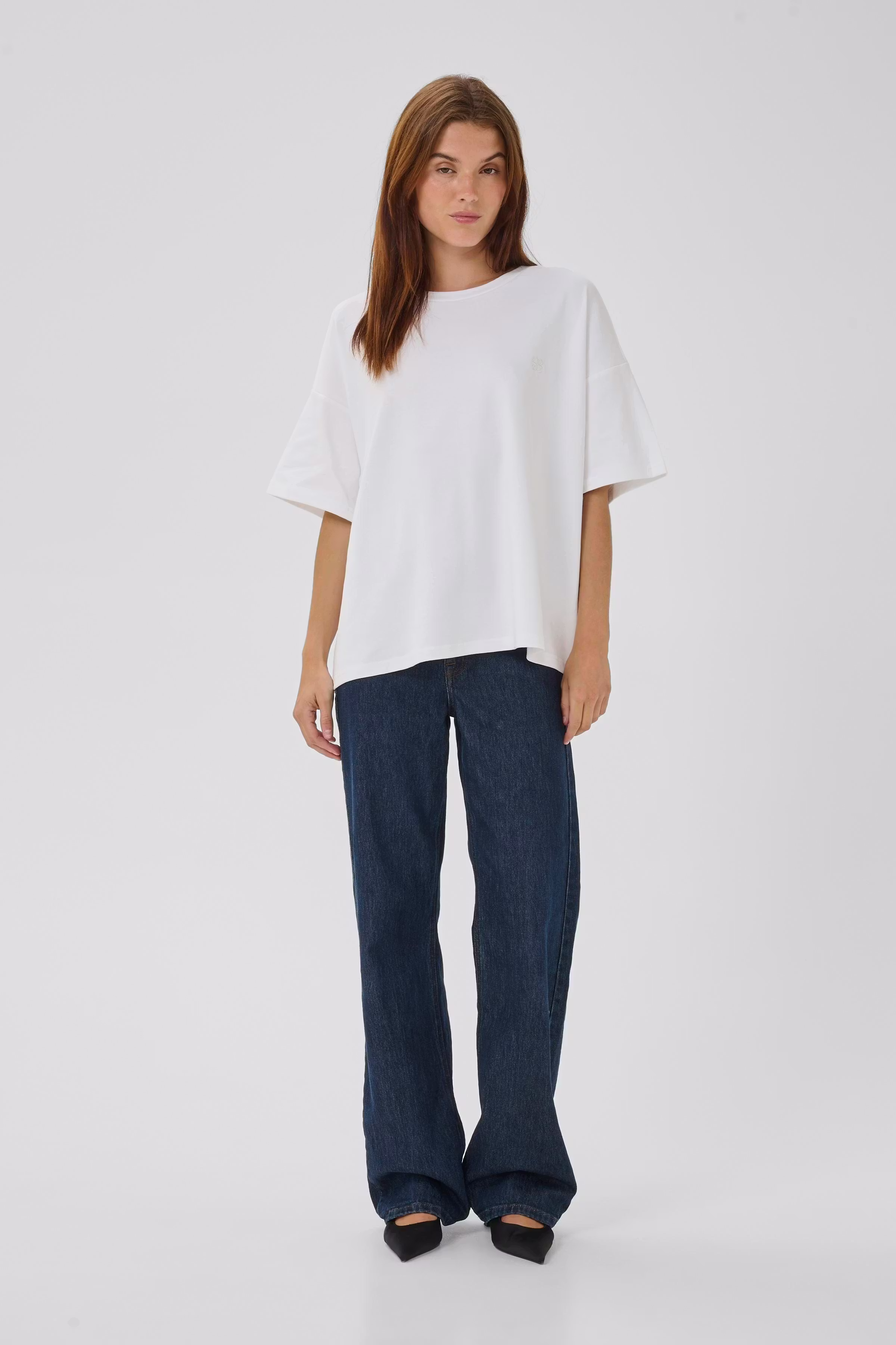 DanaMW T-shirt LOOKBOOK FRONT 10705101-110601