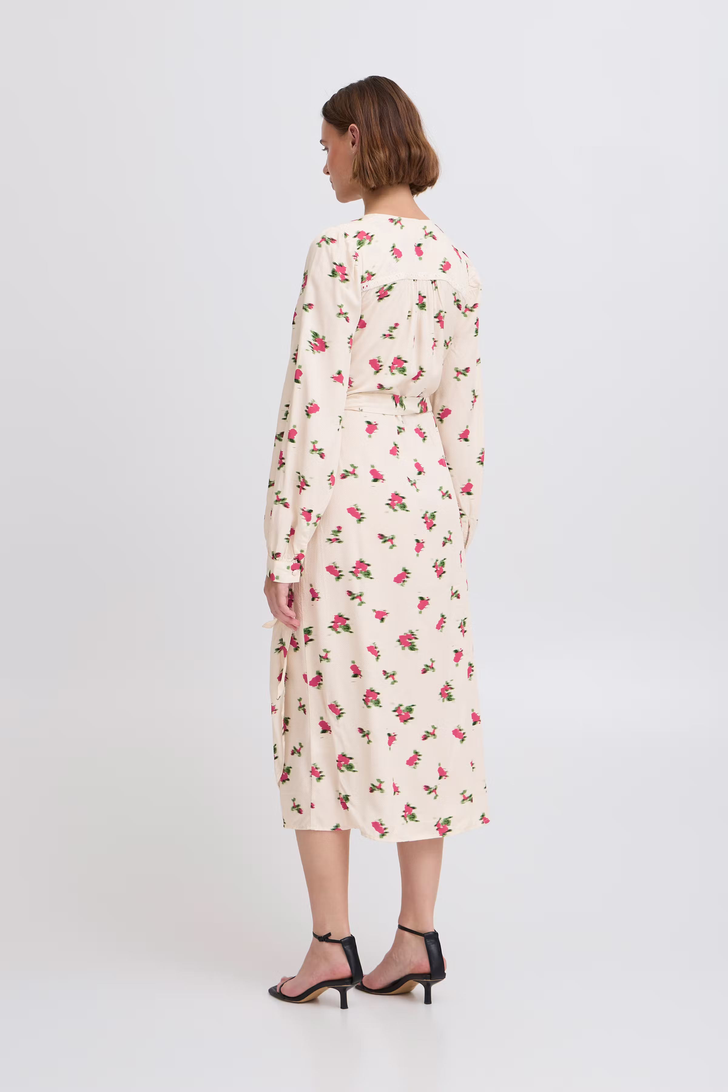 IRPETRA Dress LOOKBOOK BACK 20122227-130905