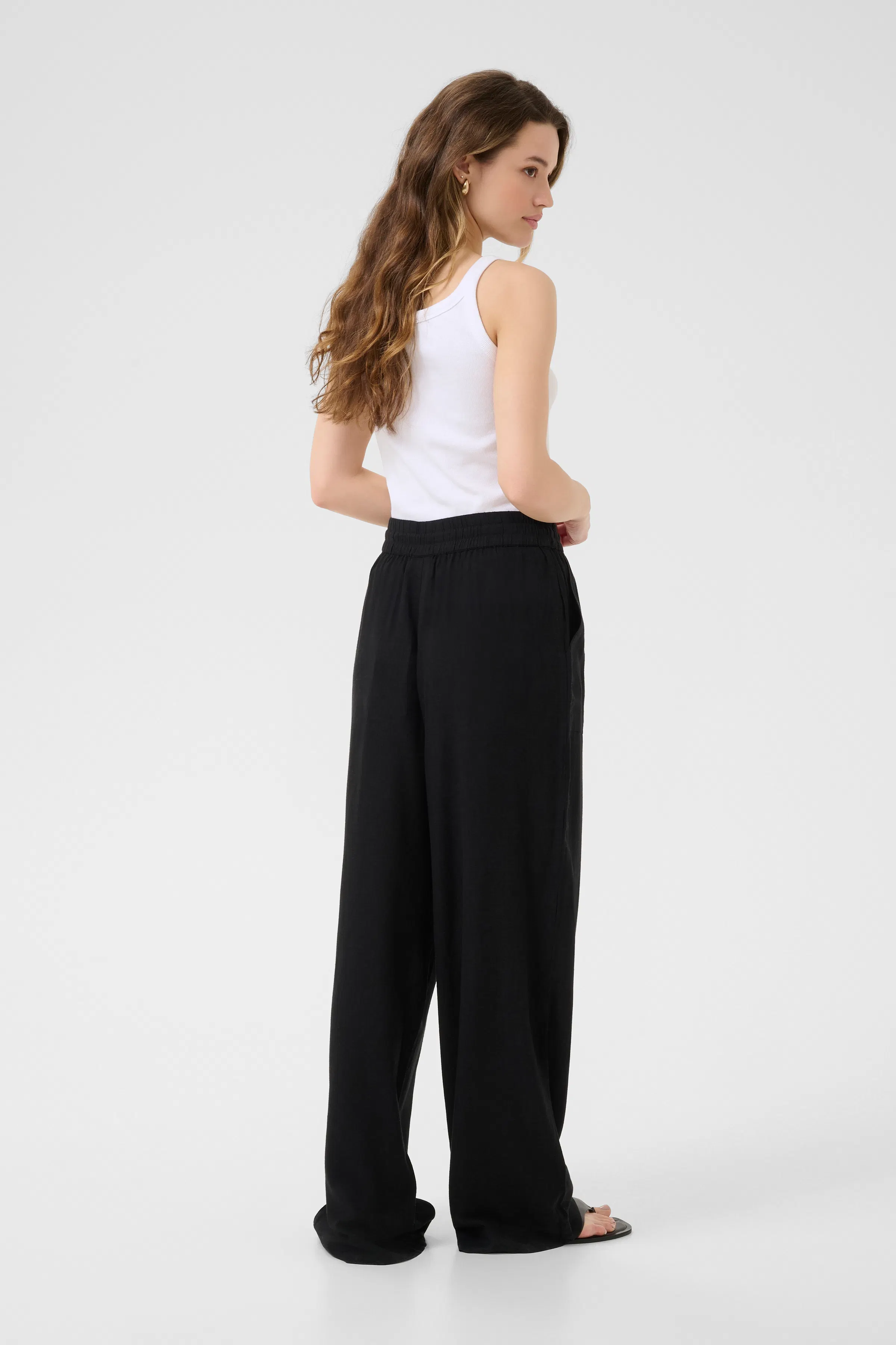 KAmilia Lin bukser LOOKBOOK BACK 10508314-100121