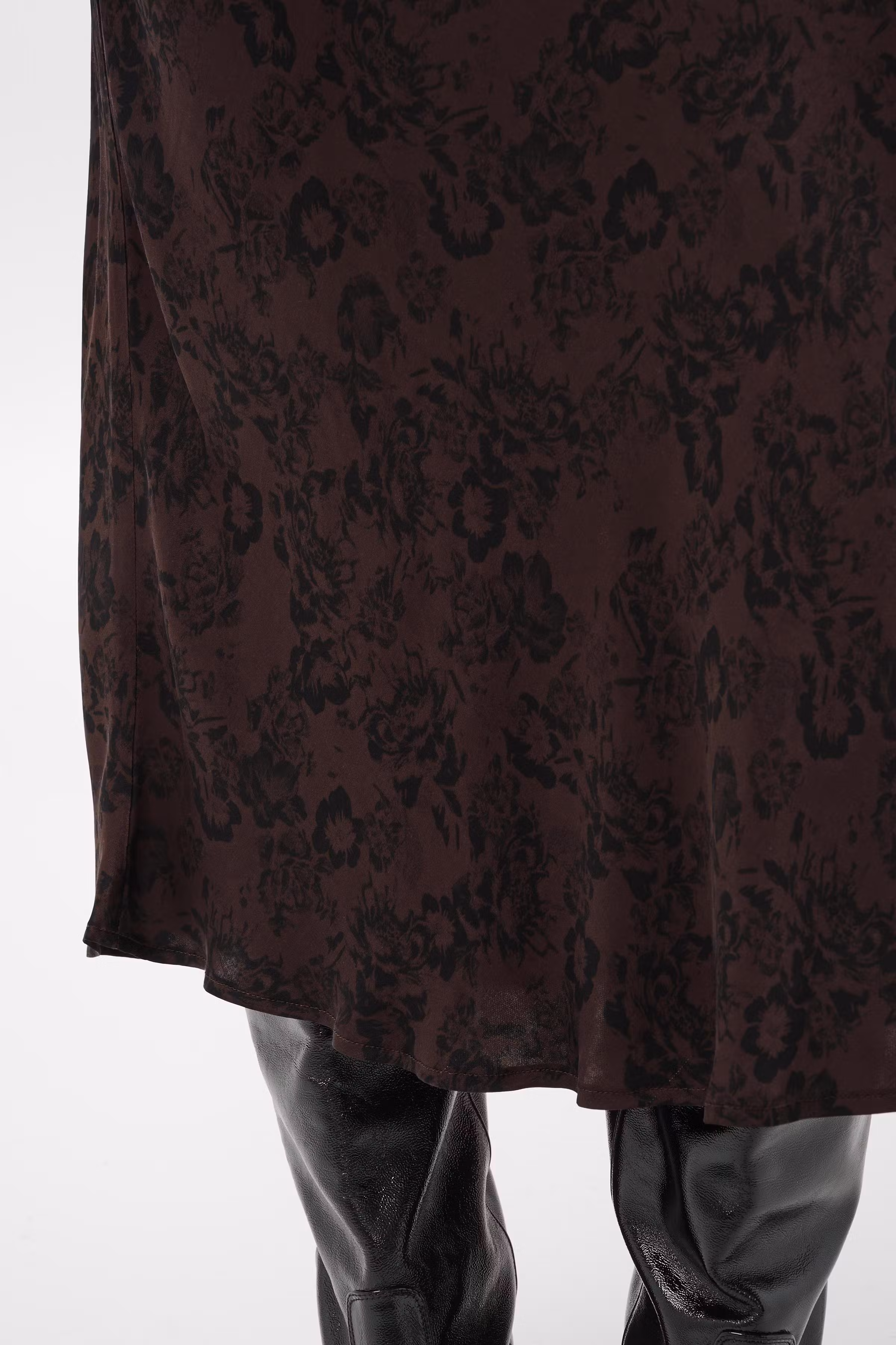 CandicePWskirt Rock LOOKBOOK DETAIL 30311058-305460
