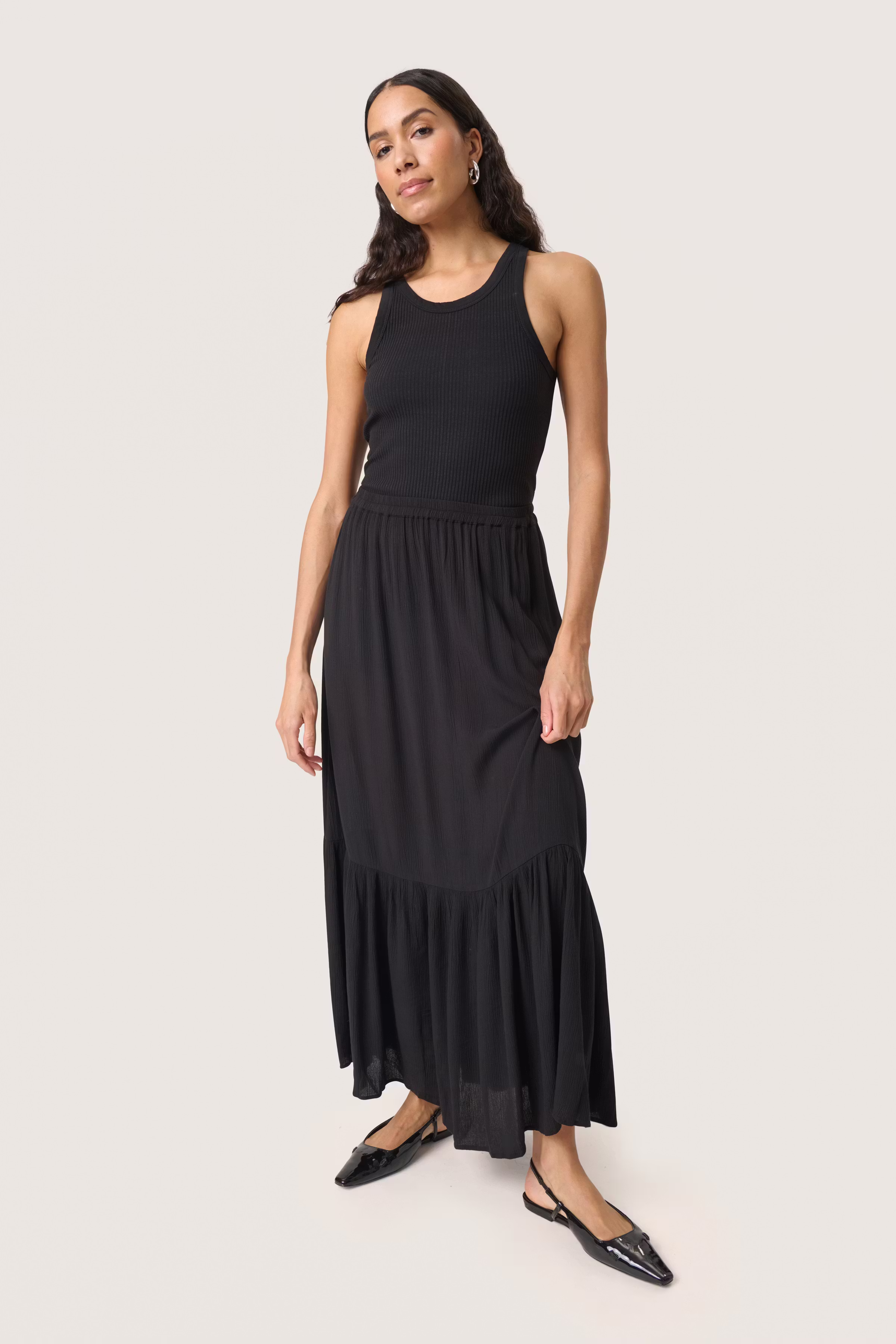 SLElonor Rock LOOKBOOK FRONT 30408208-194008