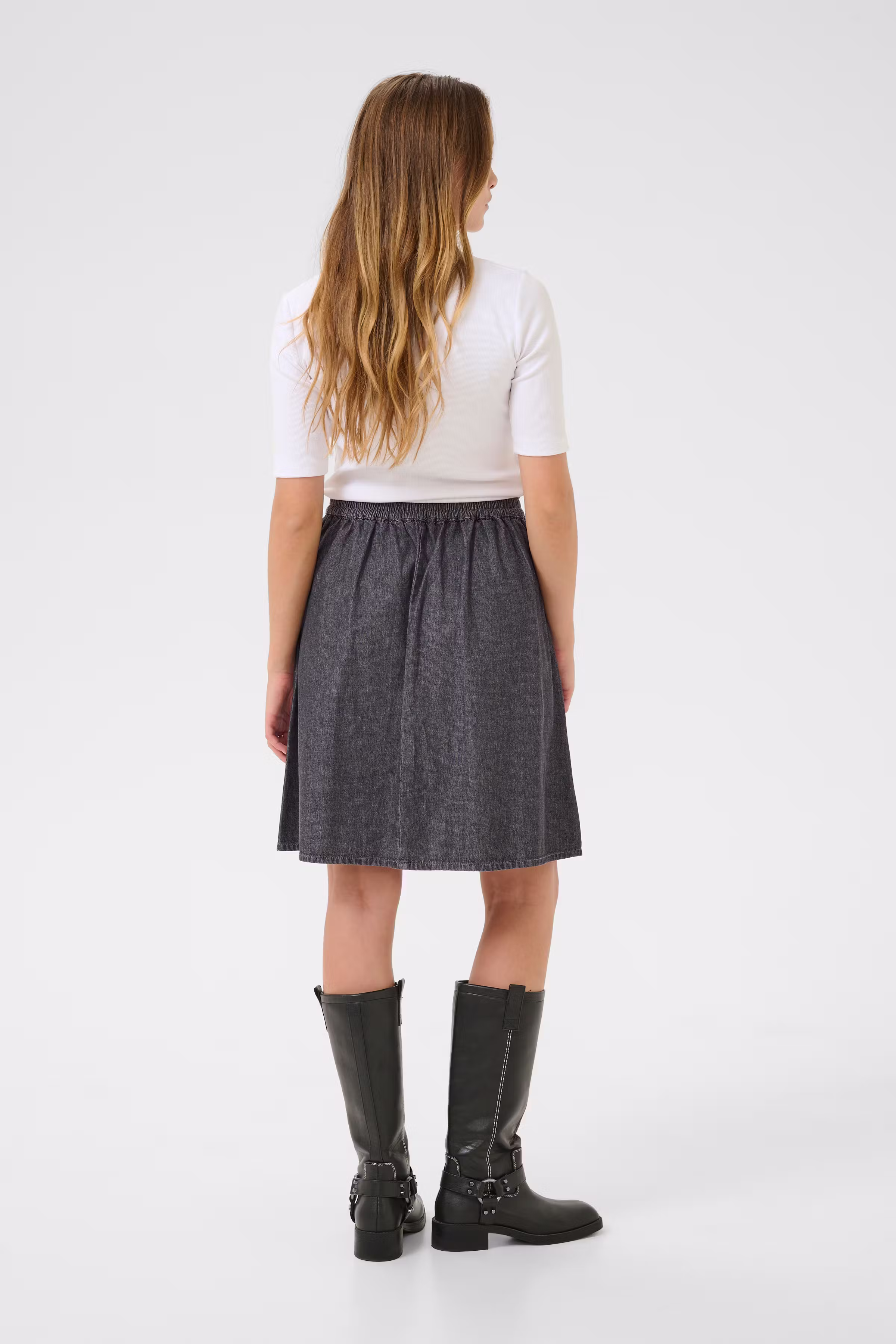 BPalice Skirt LOOKBOOK BACK 10590894-107755B