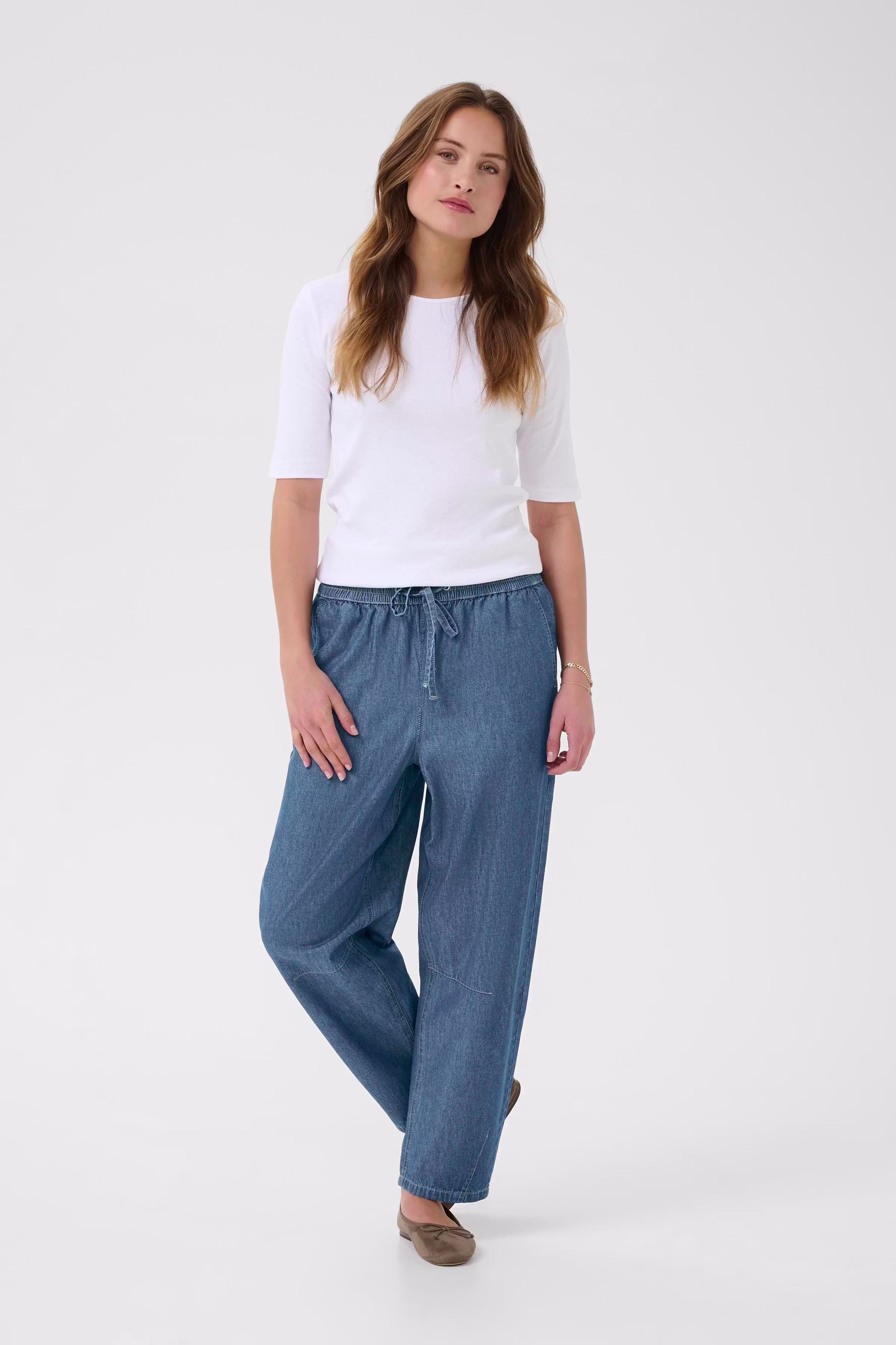 KAluise Bukser LOOKBOOK FRONT 10510077-107709