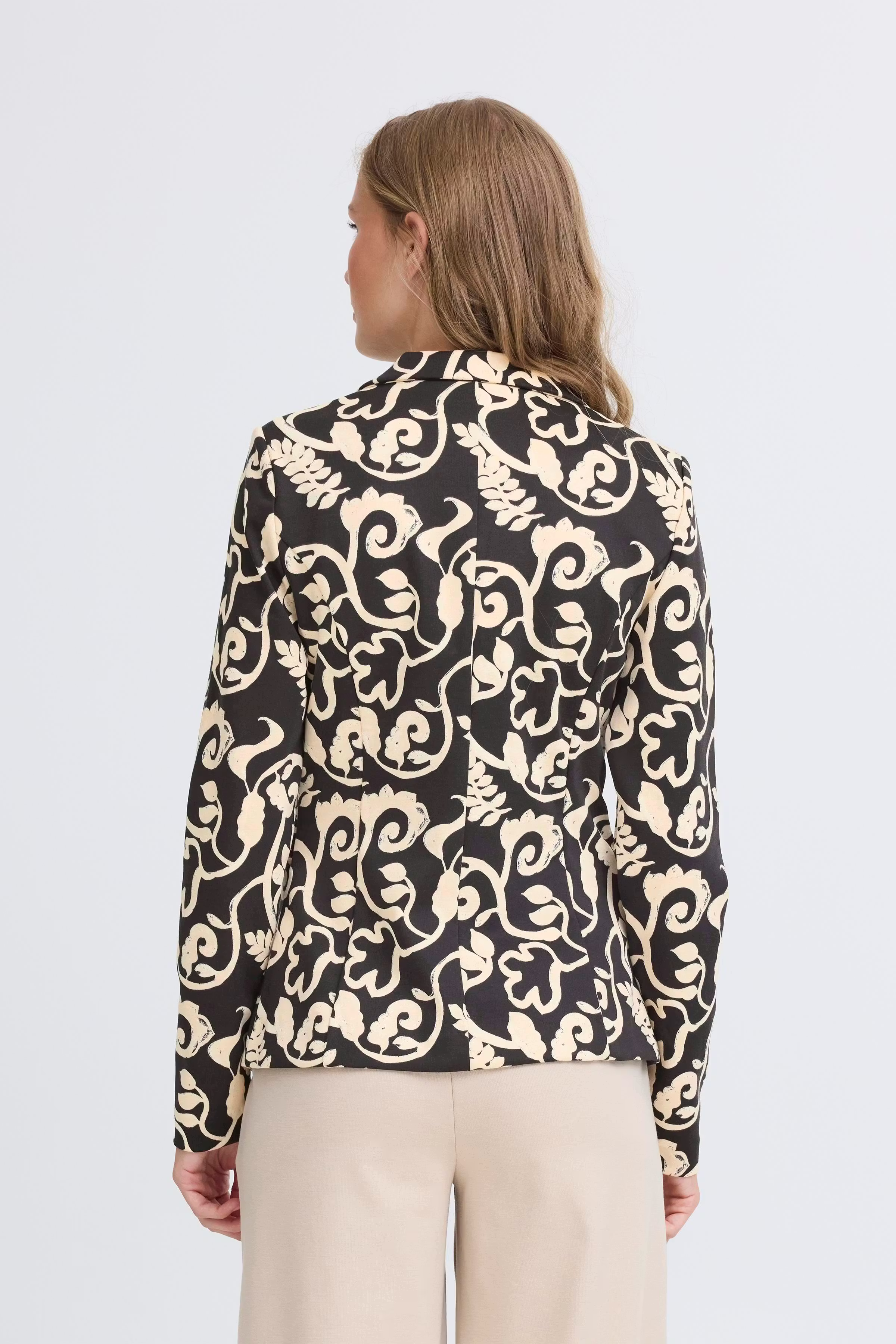 IHKATE Blazer LOOKBOOK BACK 20125272-900001545