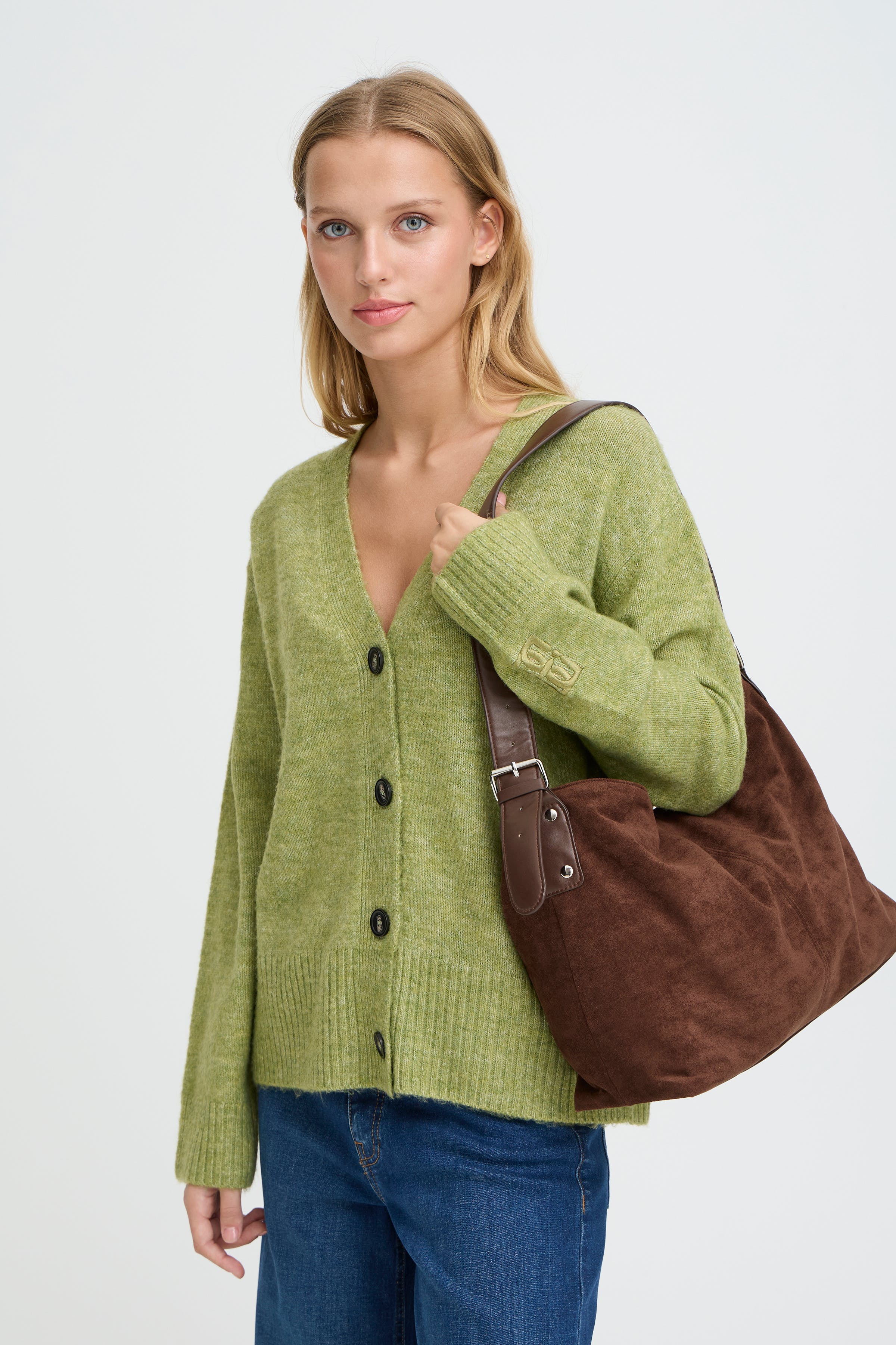 IATHENA Bag LOOKBOOK FRONT 20125298-181321