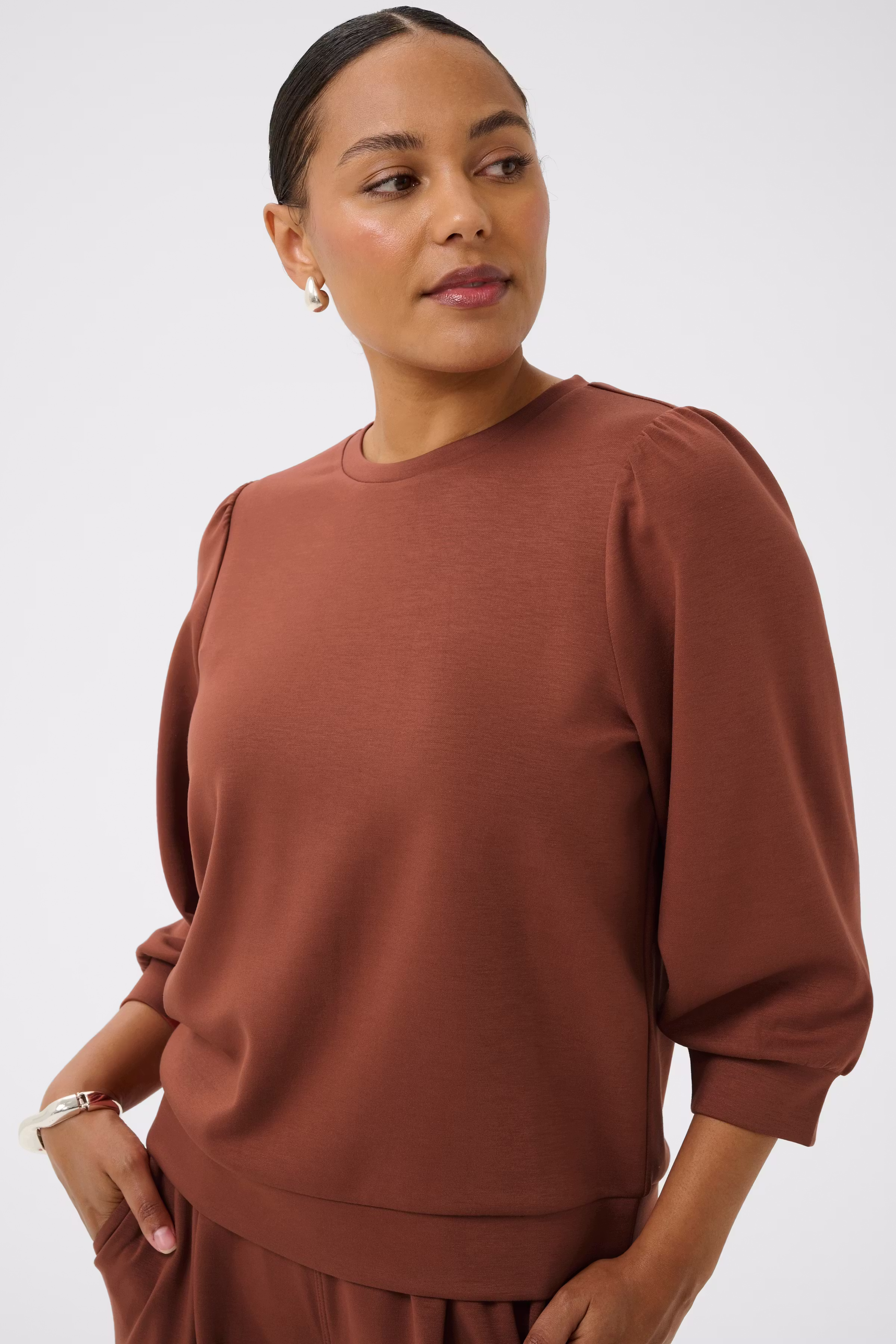 KAannie Sweatshirt LOOKBOOK DETAIL 10511348-191334