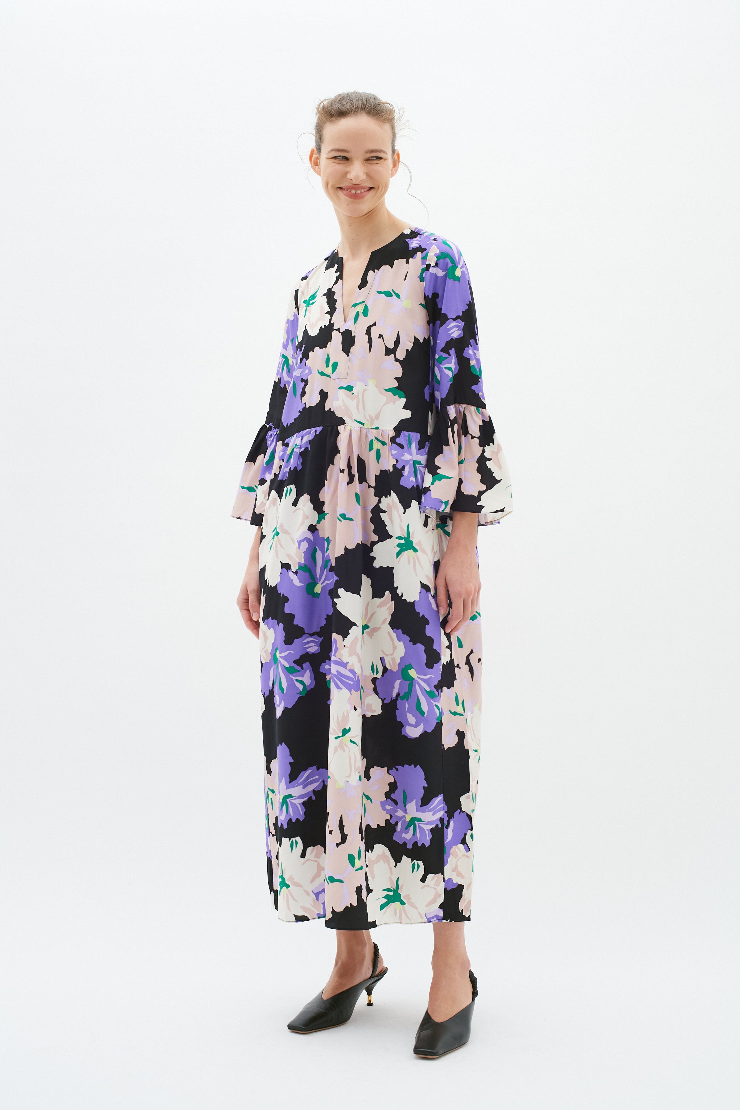 HanniIW Lang Jurk LOOKBOOK FRONT 30109126-302759