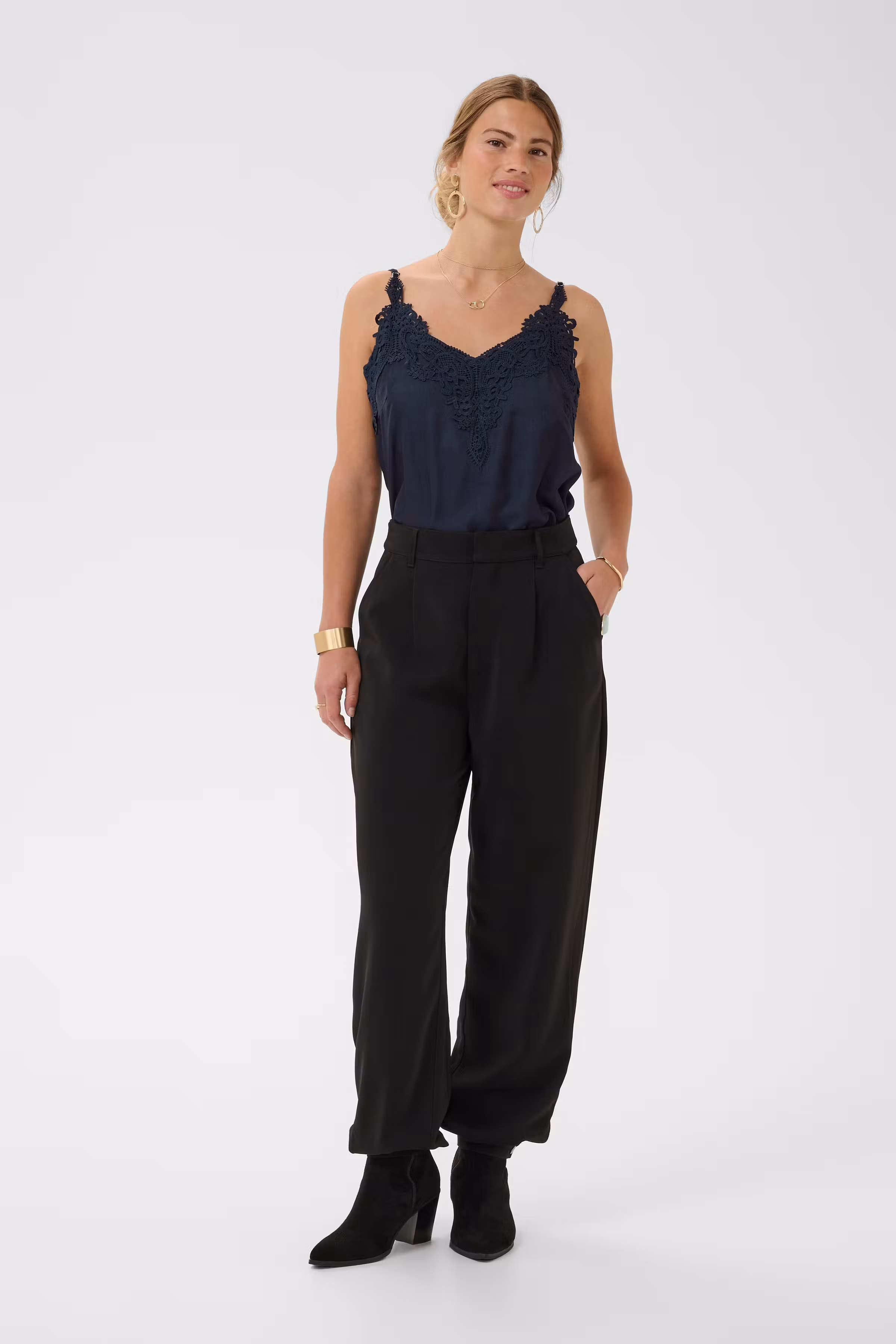 CRBine Broek LOOKBOOK FRONT 10615545-100120
