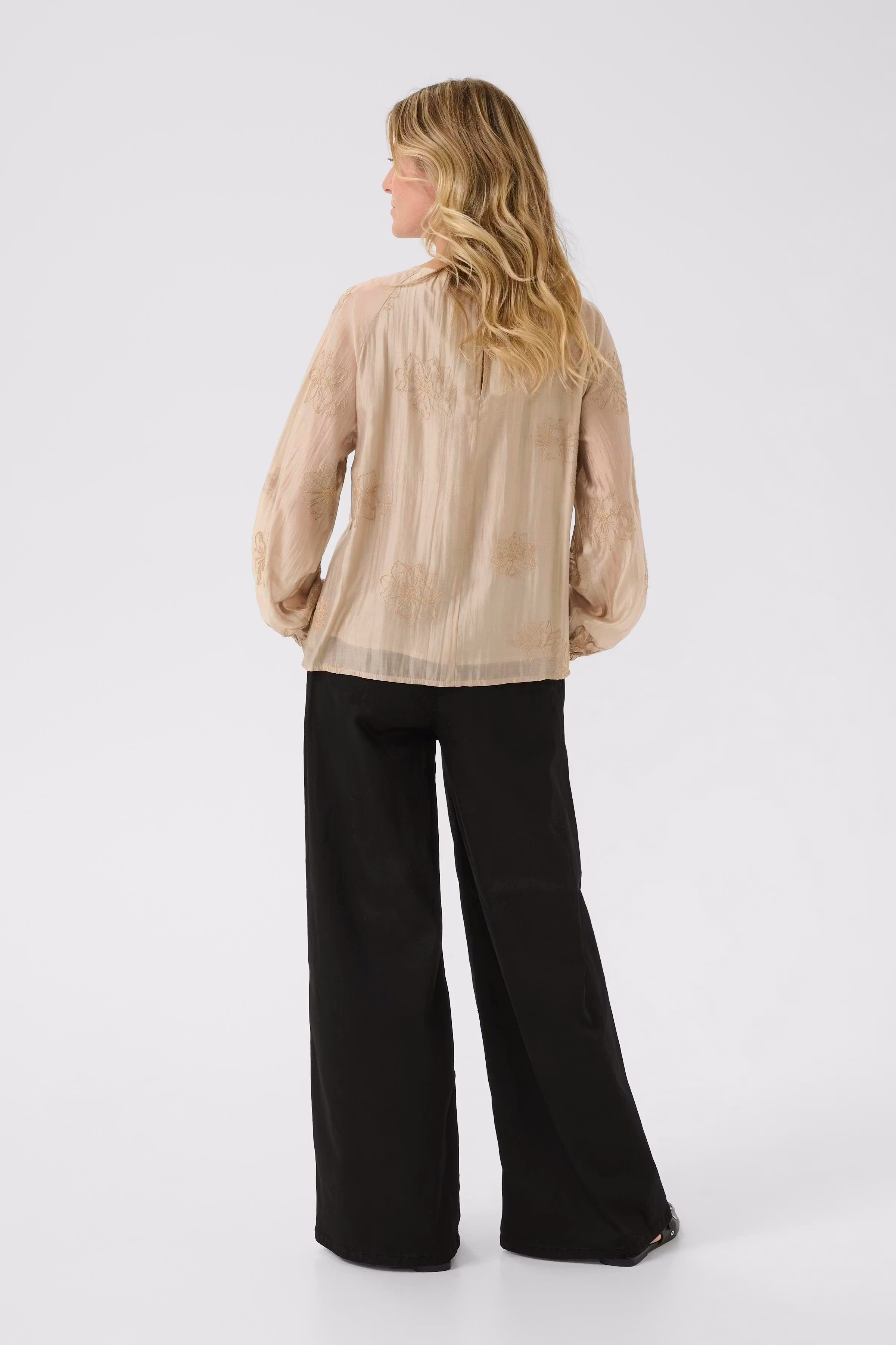 CRBine Blus LOOKBOOK BACK 10614185-161407