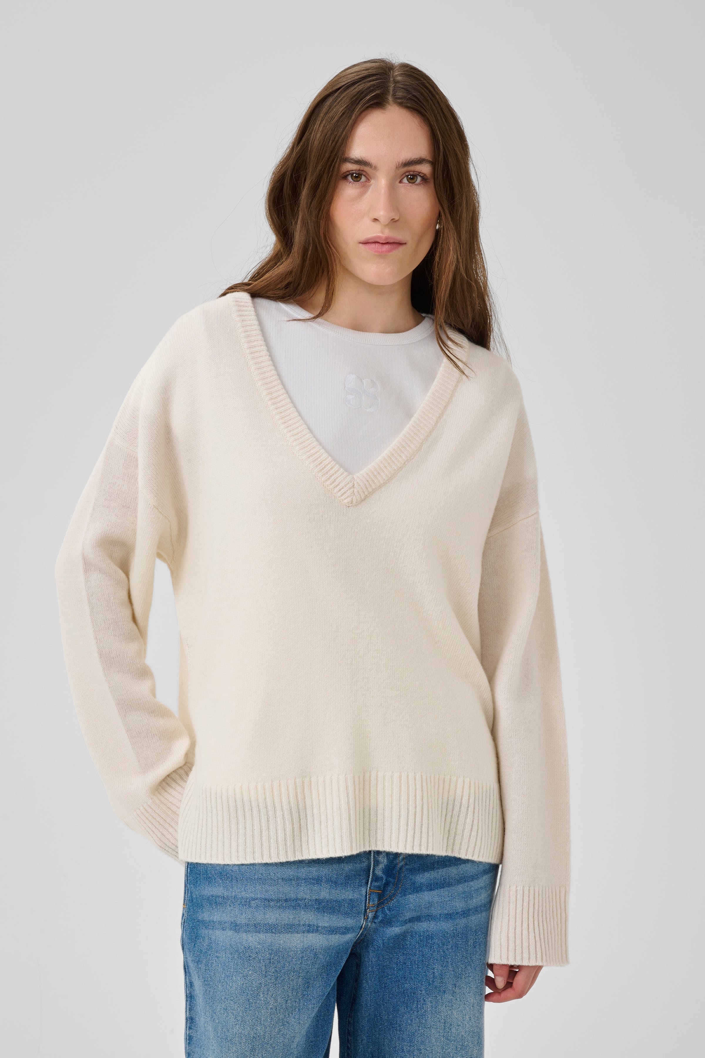 MWHuxi Pullover LOOKBOOK FRONT 10705424-110602