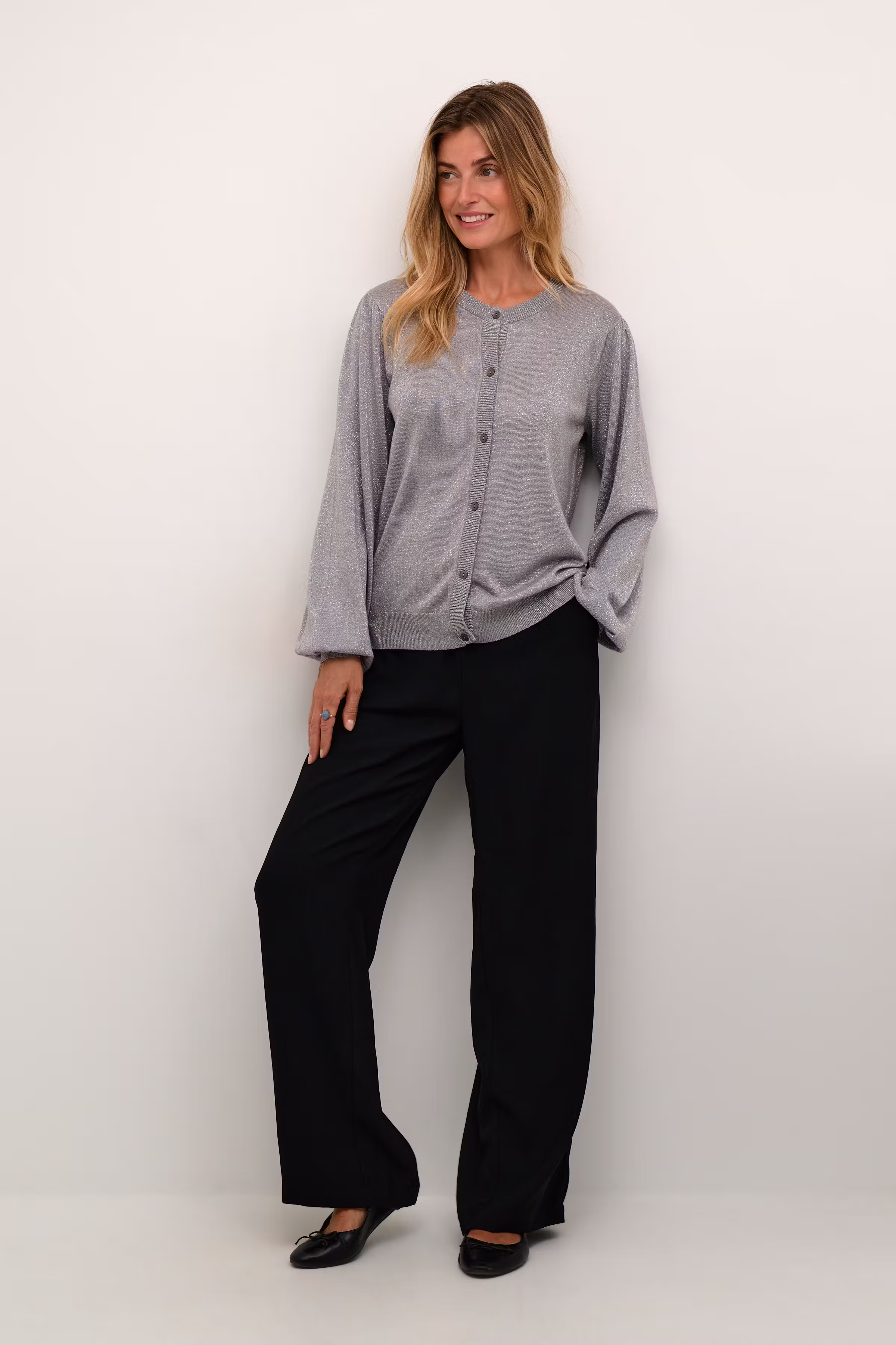 CRShimra Cardigan LOOKBOOK FRONT 10613467-107148