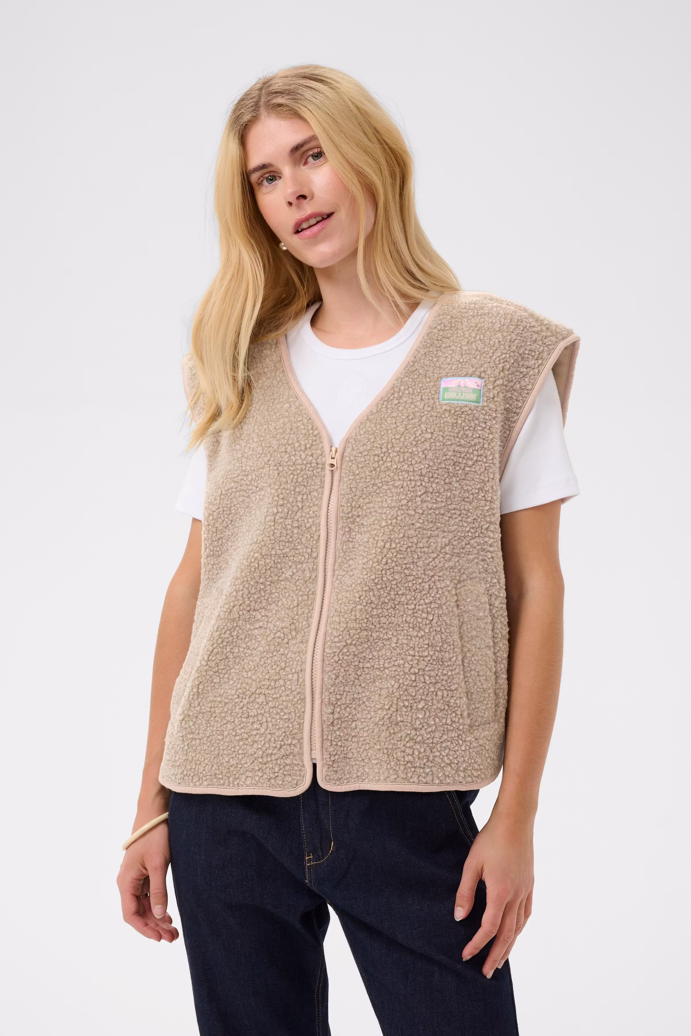 CUcatina teddy waistcoat LOOKBOOK FRONT 50112701-171009