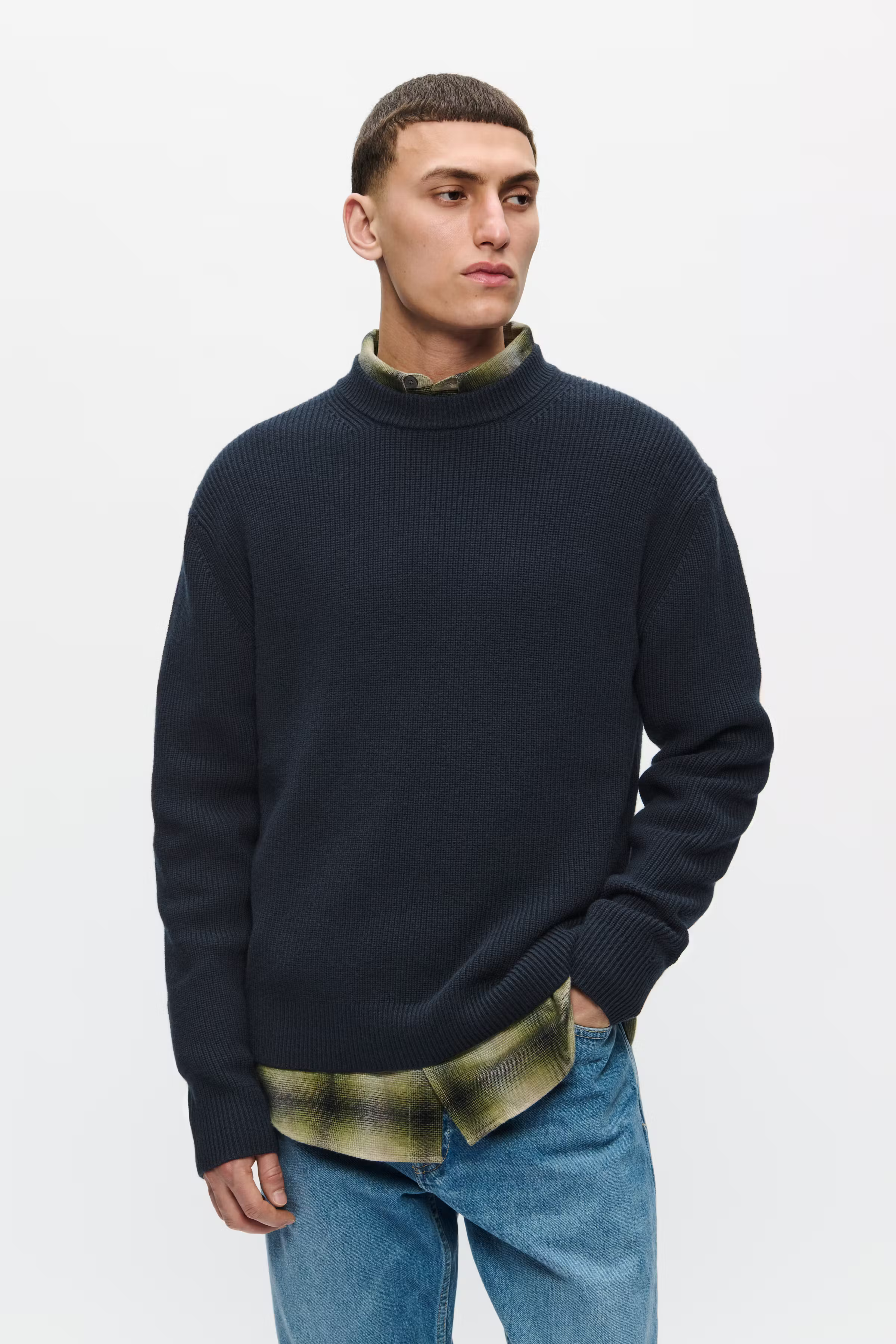 WWMorten Pullover LOOKBOOK FRONT 30251526-194011