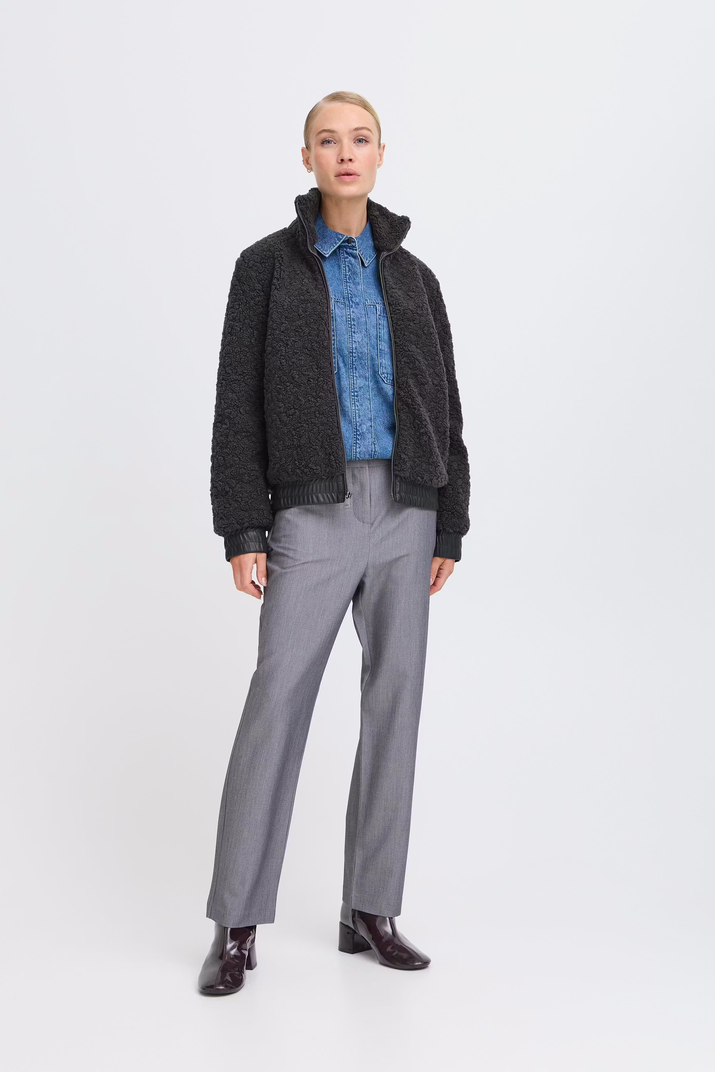 BYANAMAJ Yttertøy LOOKBOOK FRONT 20816964-190201