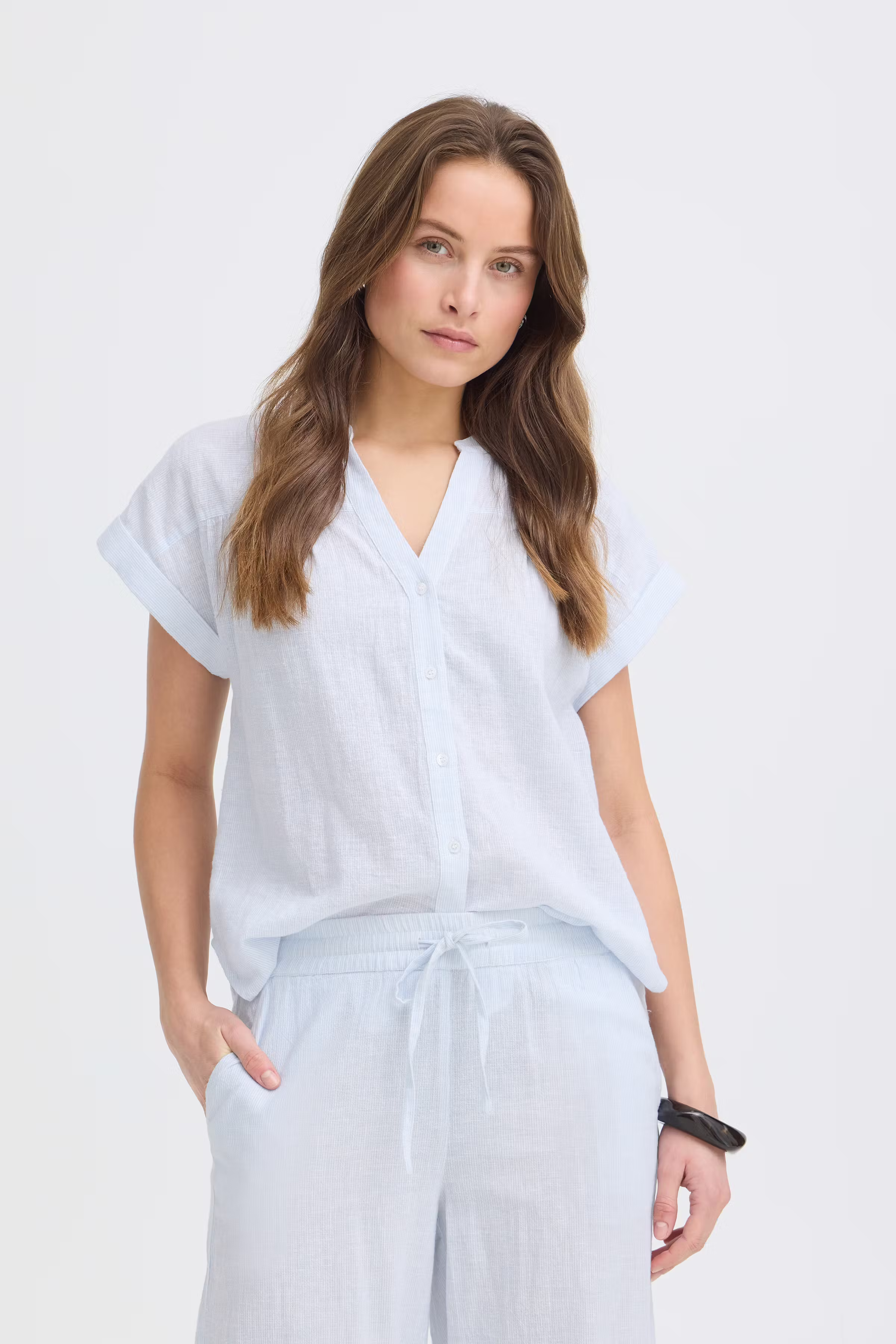 BYIZOLA Shirt LOOKBOOK FRONT 20818977-900008325