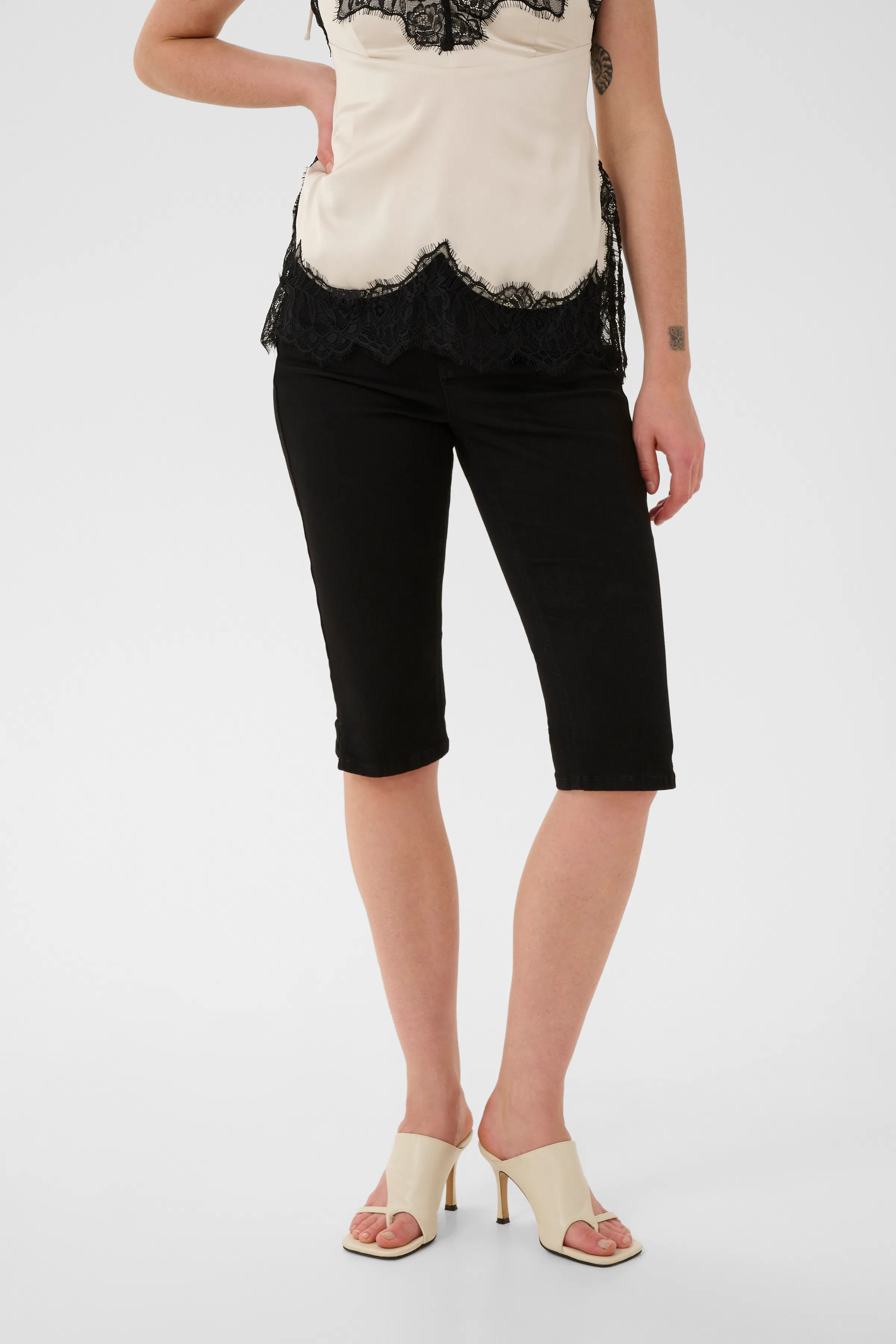 GZlalou Blouse LOOKBOOK FRONT 10911315-130905